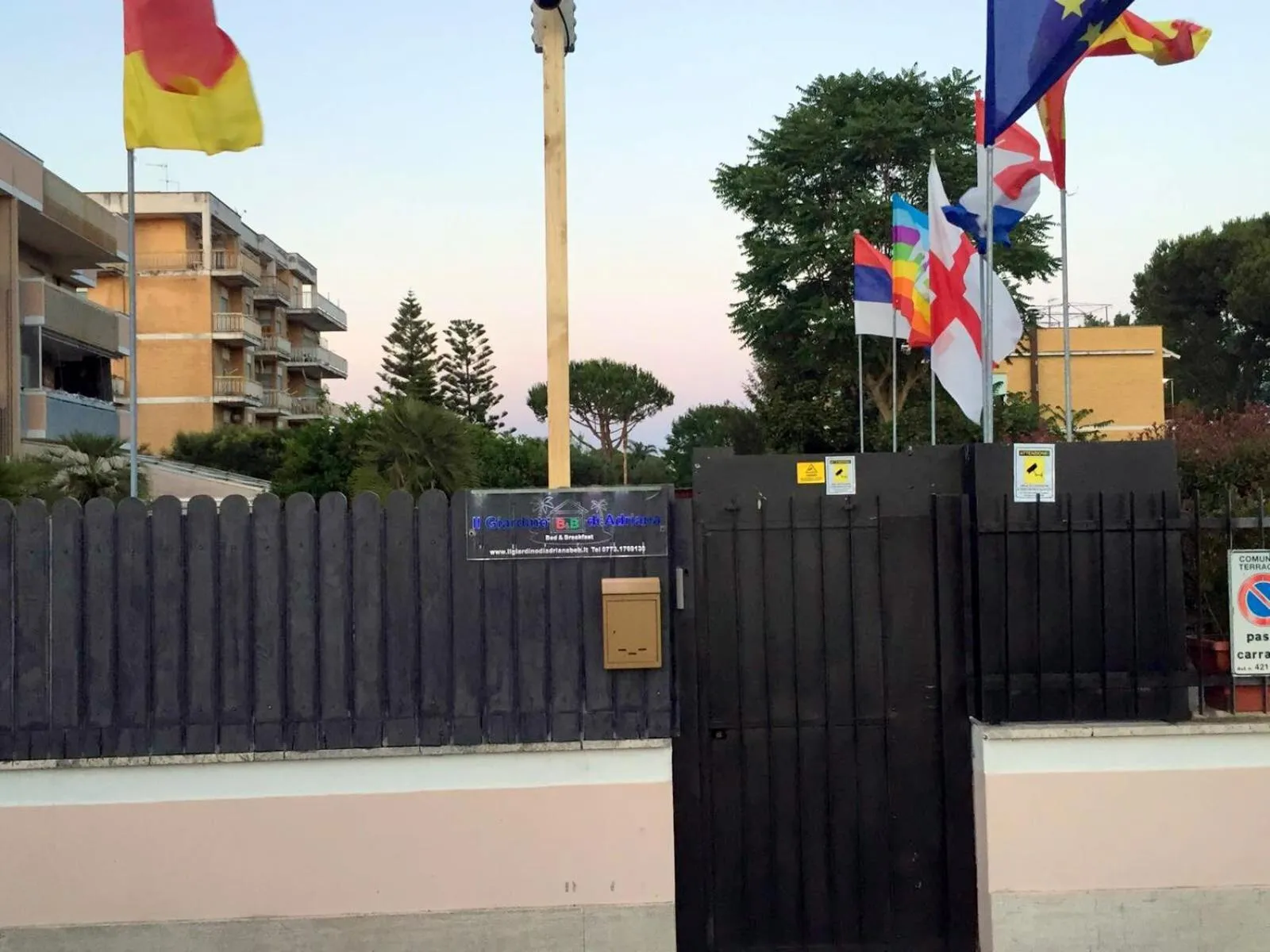 Property building in Il Giardino Di Adriana