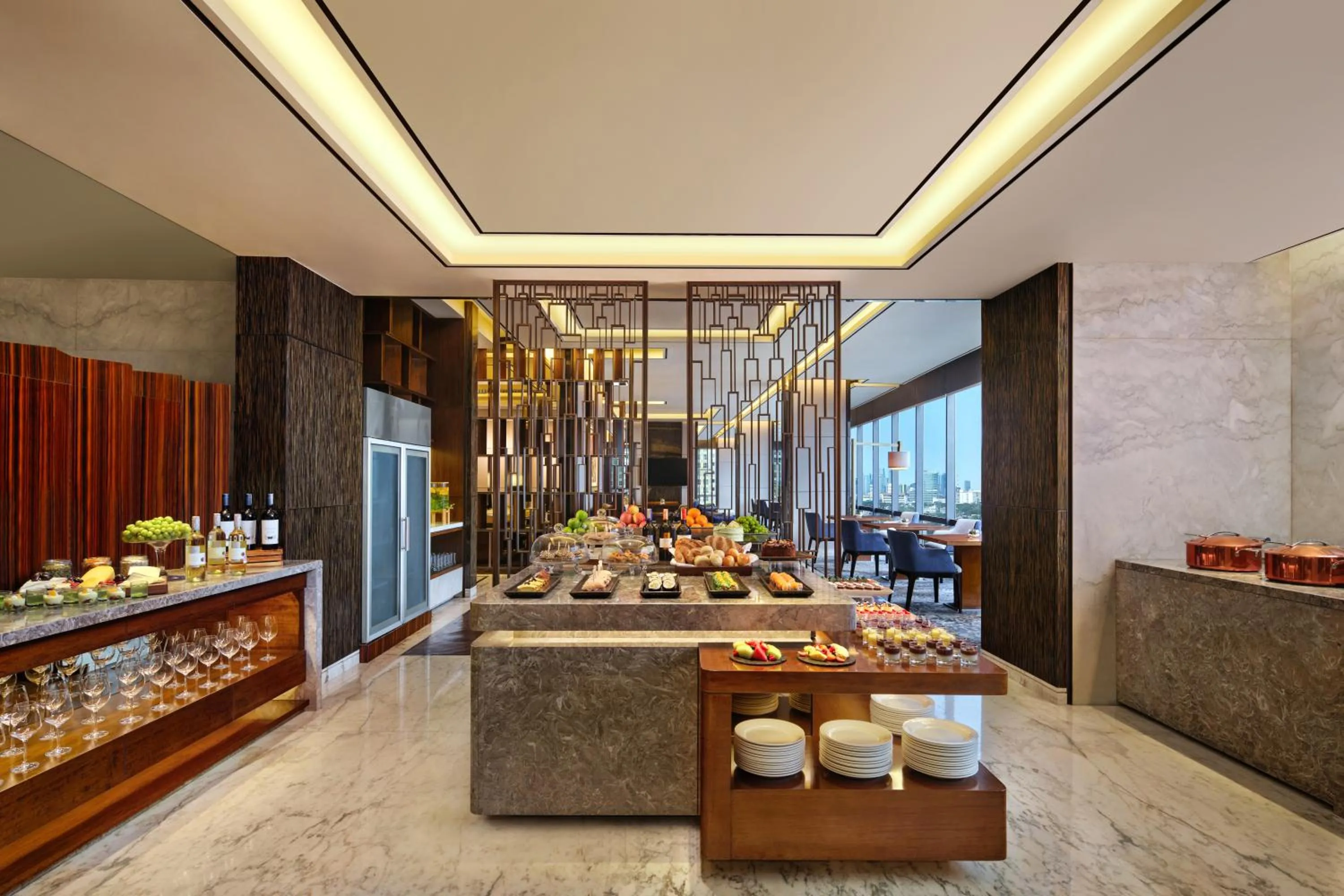 Lounge or bar in Sheraton Grand Jakarta Gandaria City Hotel