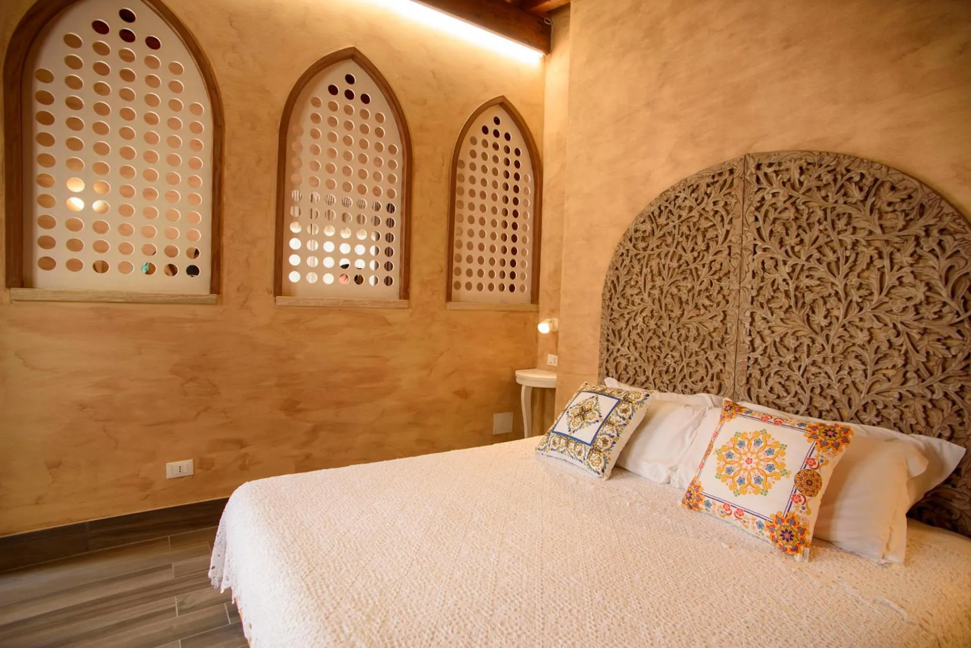 Bedroom, Bed in Case Di Latomie