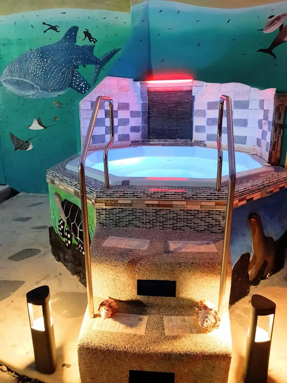 Hot Tub in Galápagos Eco Friendly