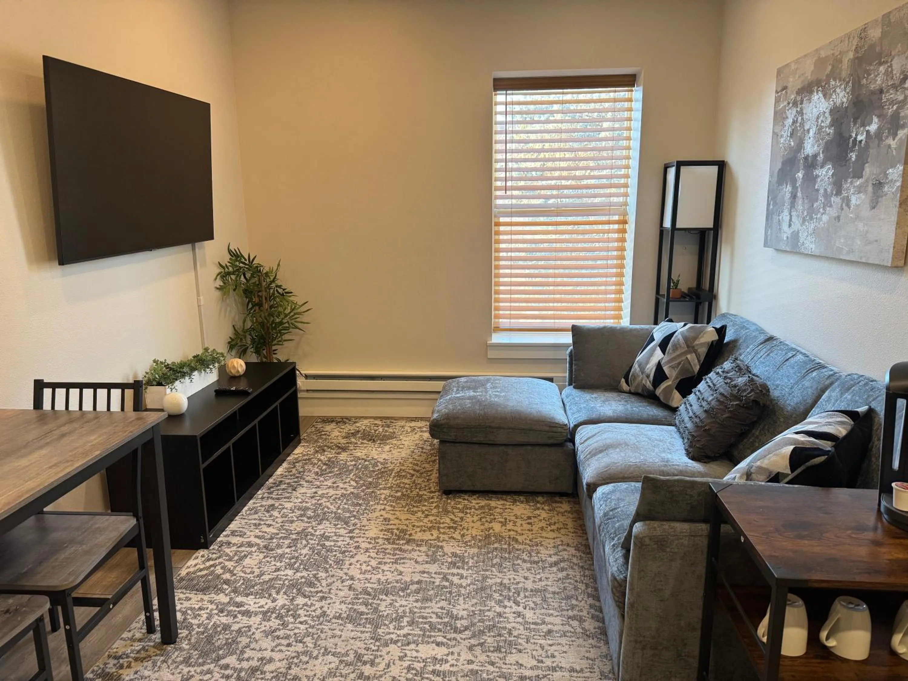 One-Bedroom Apartment in Aisling Suites