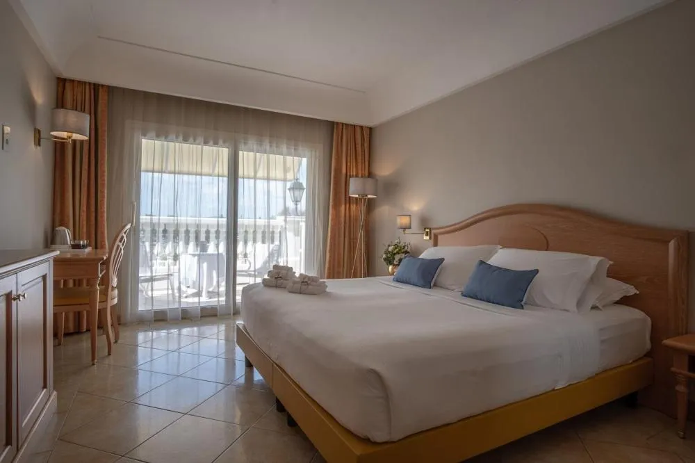 Bed in Palace Hotel Desenzano