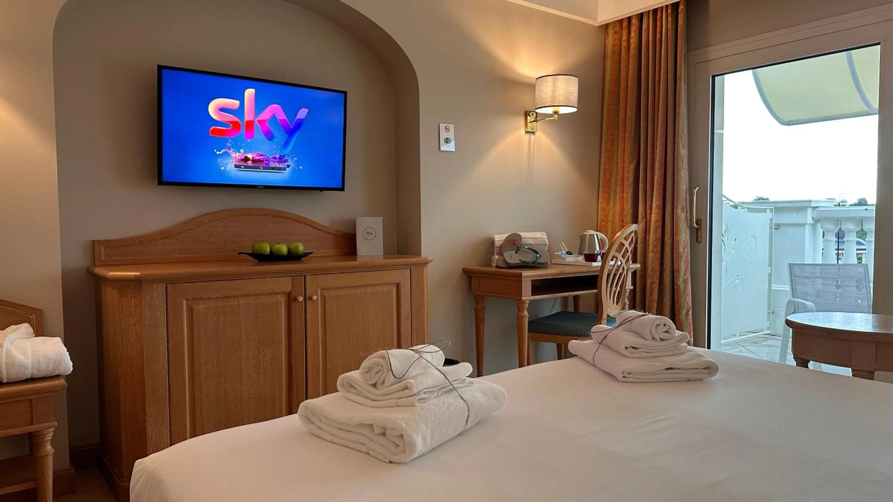 Bed in Palace Hotel Desenzano