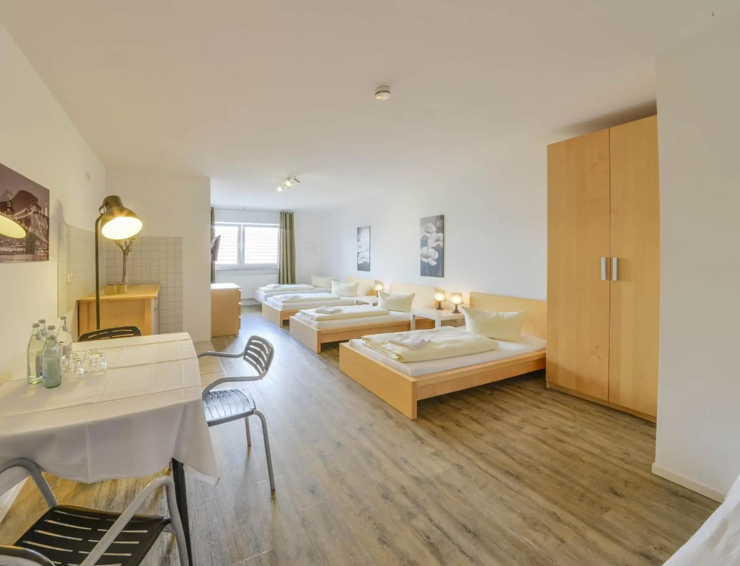 Quadruple Room with Shower - single occupancy in Pension Wess Quadruple Room with Shower - single occupancy in Pension Wess