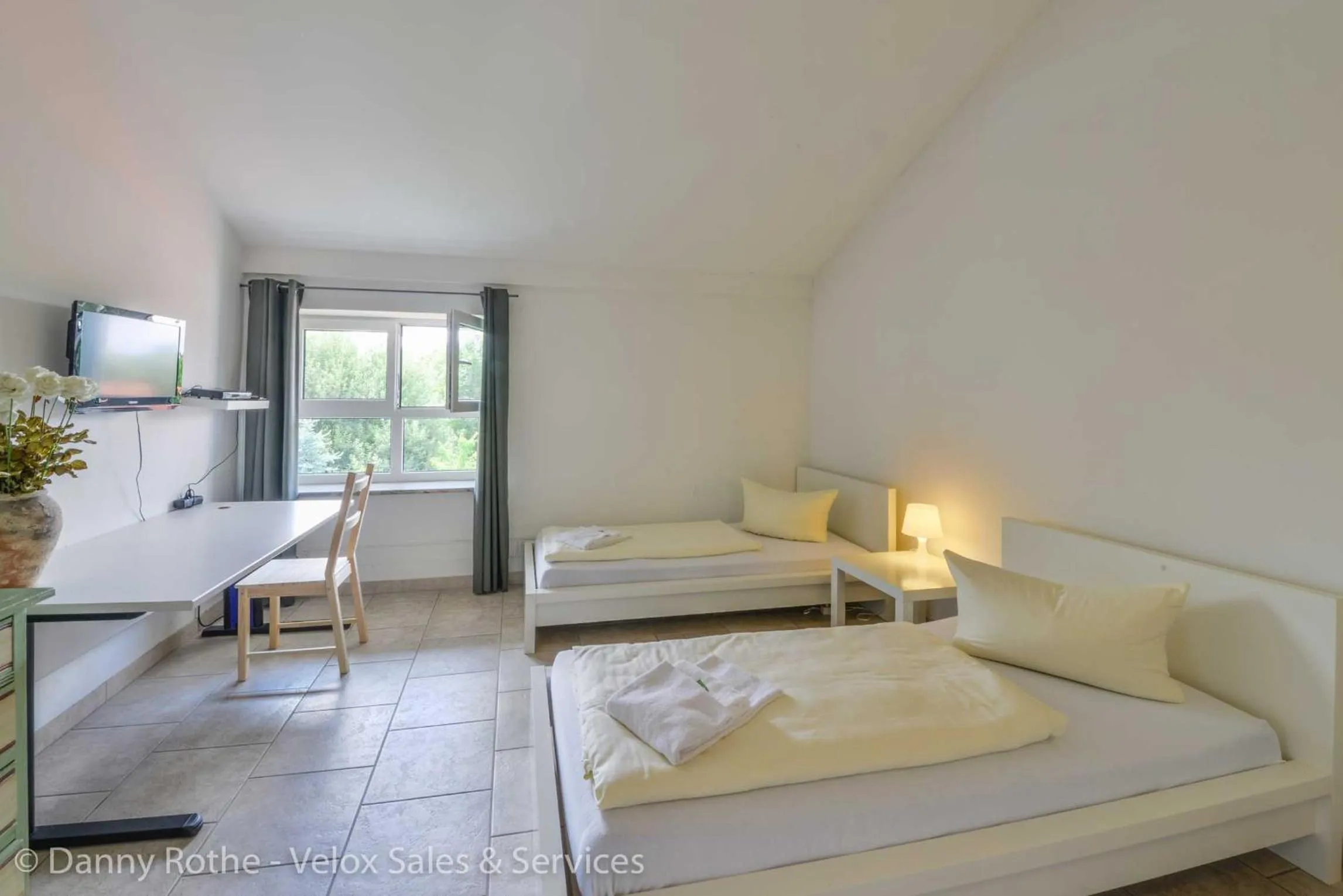 Photo of the whole room, Bed in Pension Wess