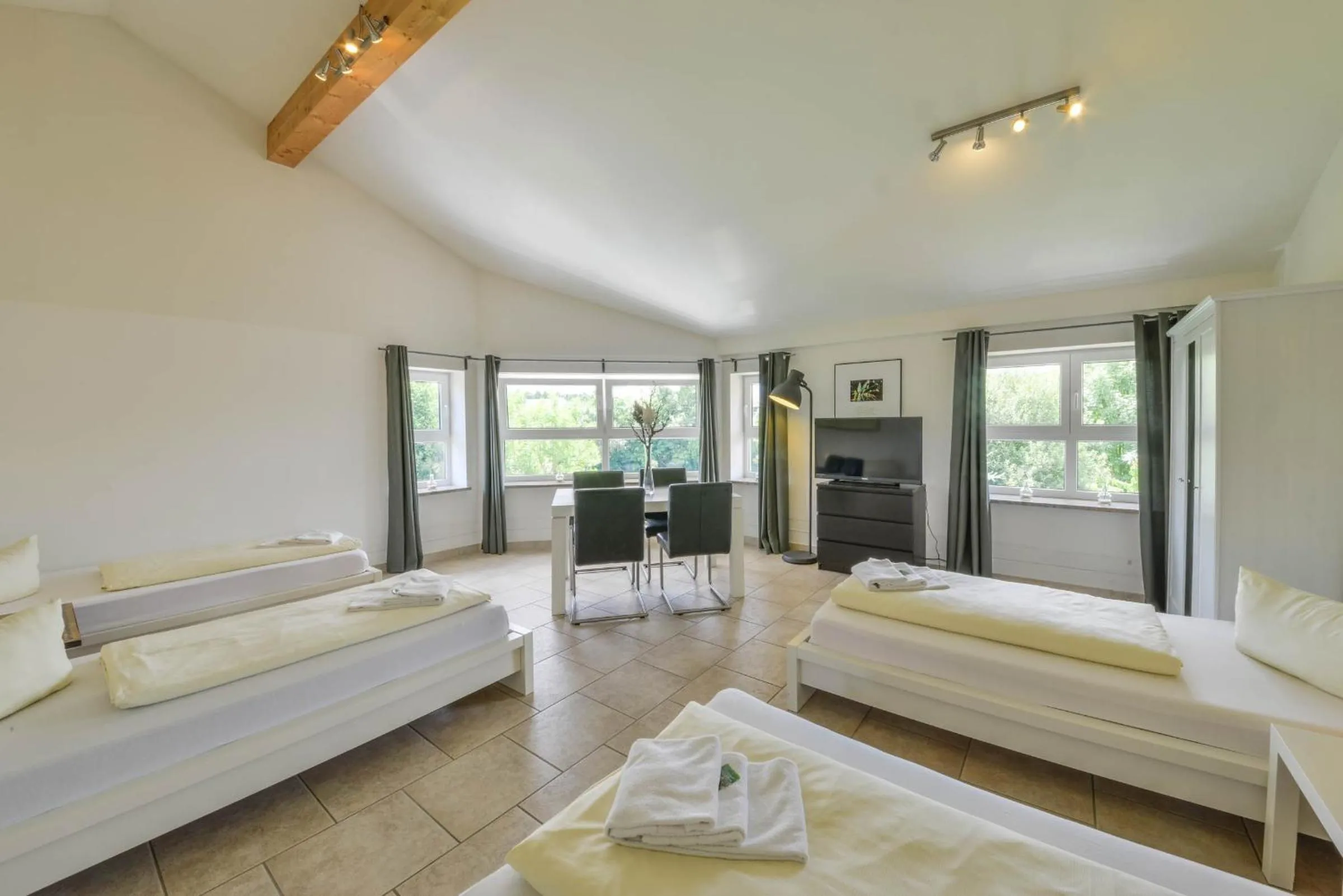 Photo of the whole room, Bed in Pension Wess