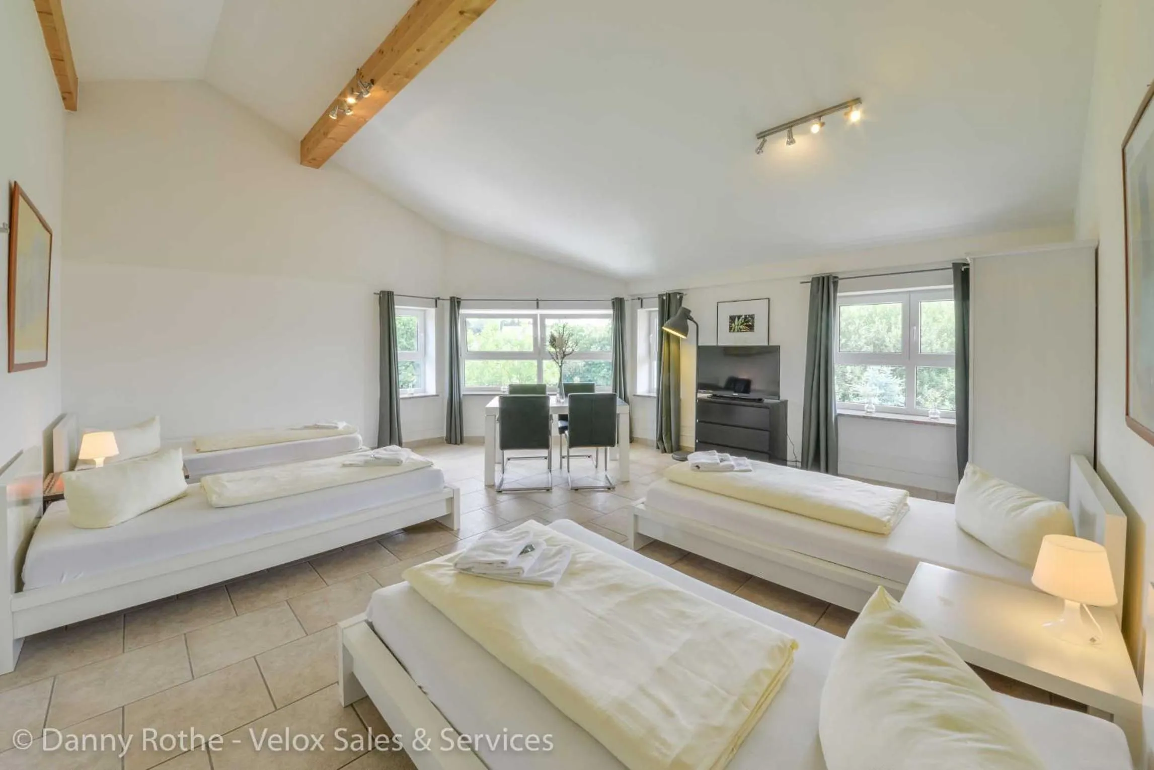 Photo of the whole room, Bed in Pension Wess