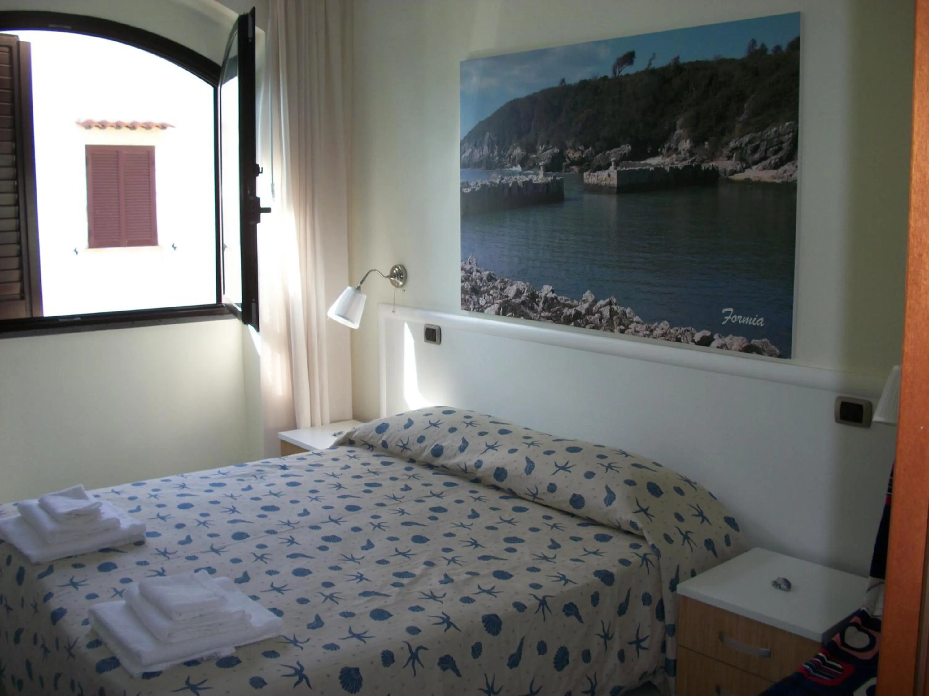 Bed in Hotel Tirreno Formia