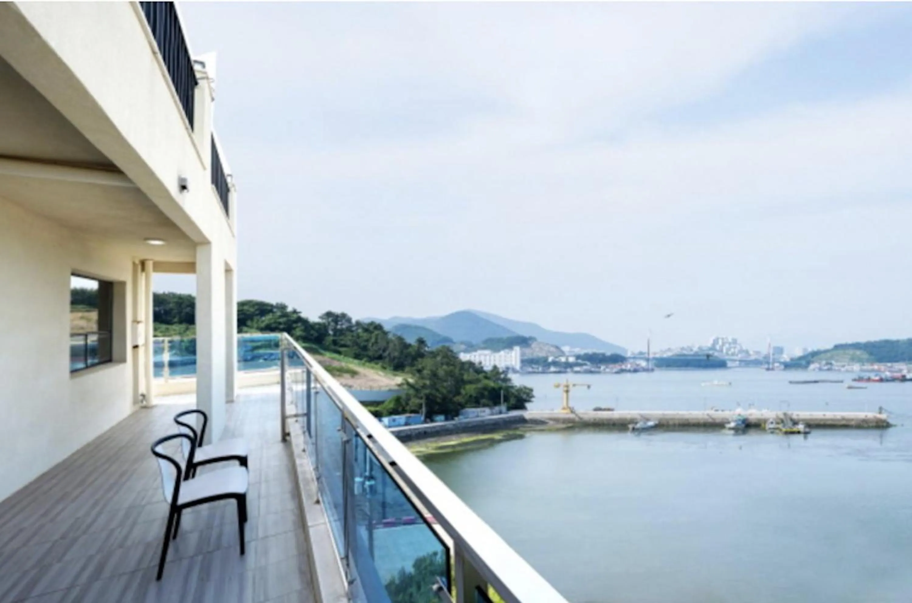 Blanc Hotel & Resort