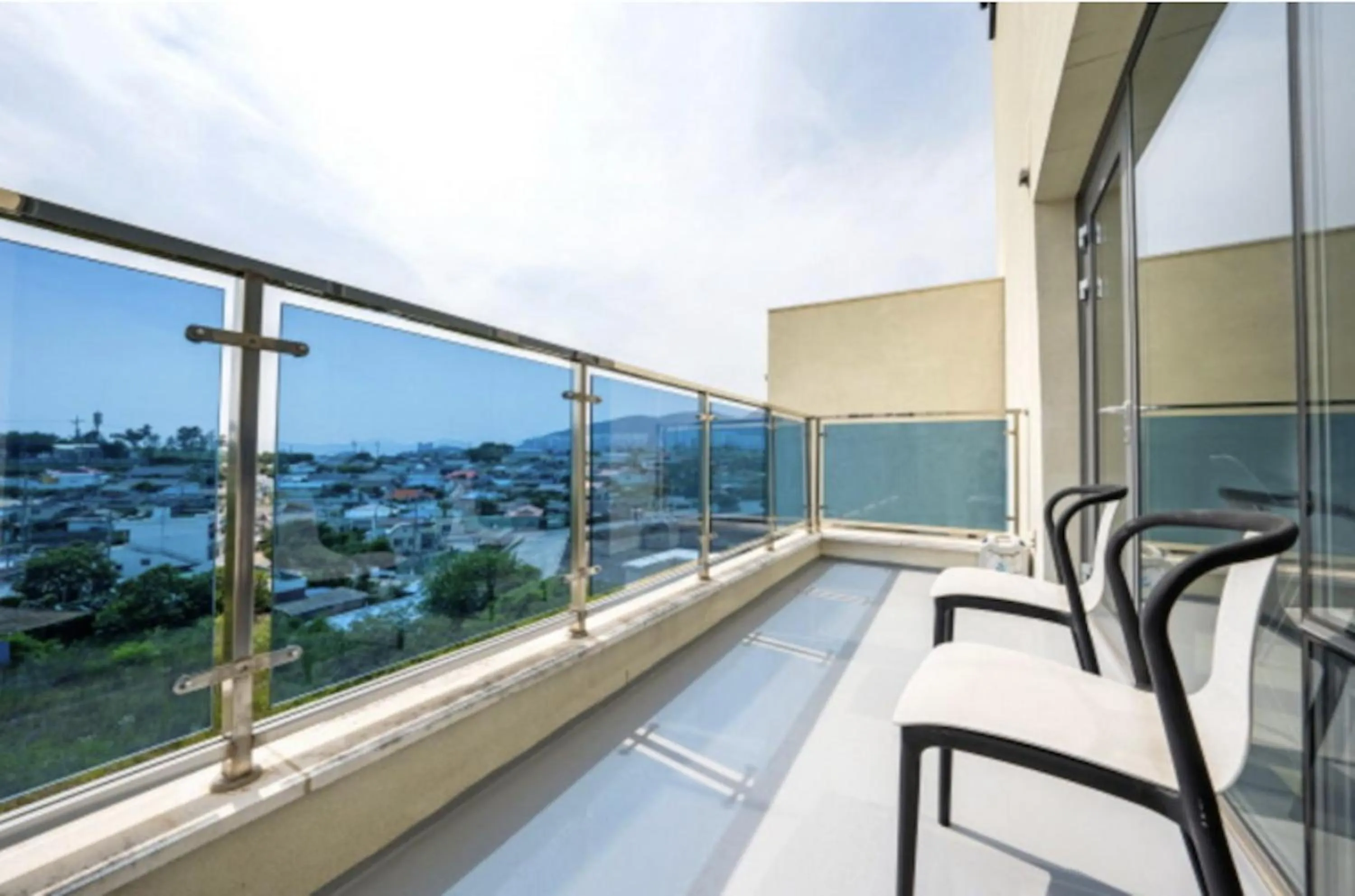 Blanc Hotel & Resort