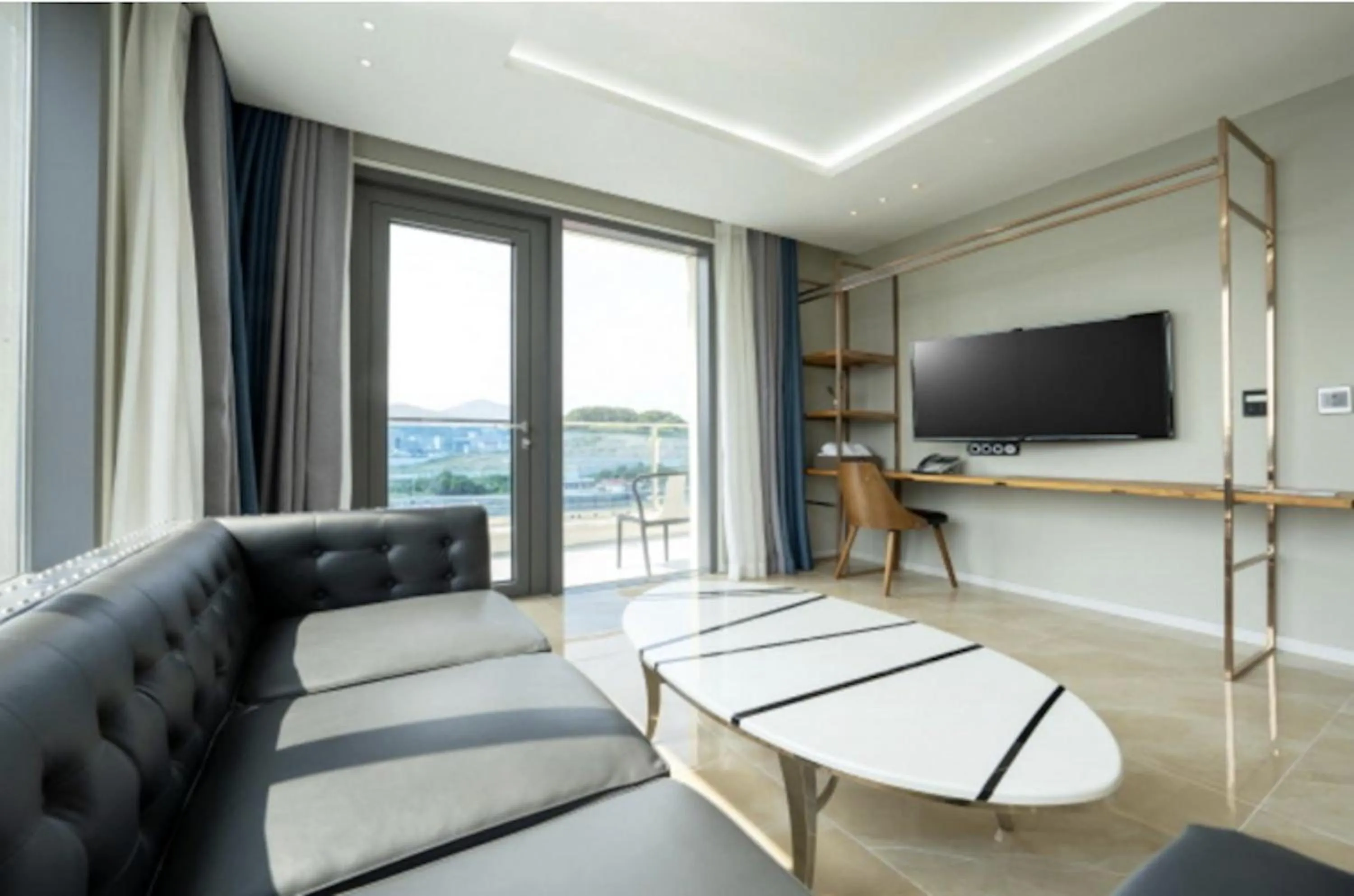 Blanc Hotel & Resort