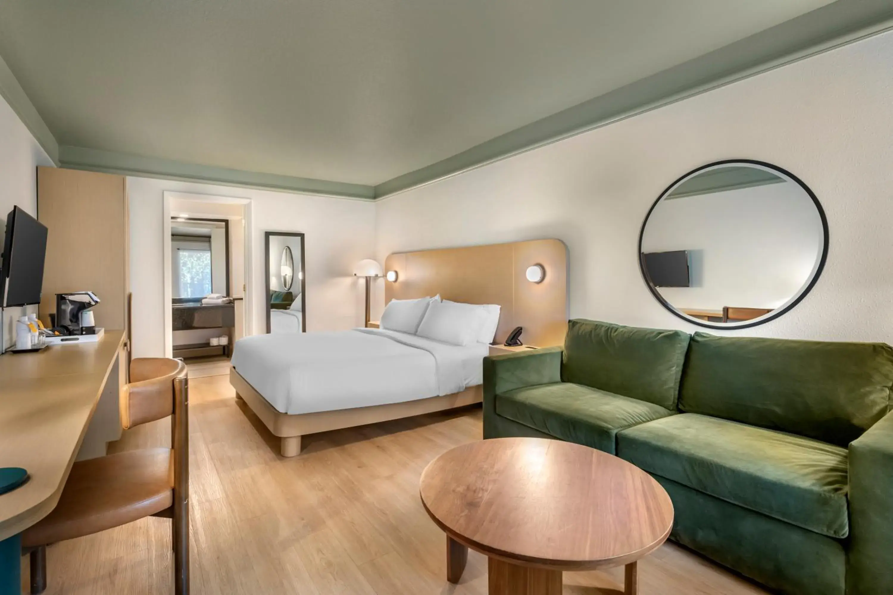 Bed in voco Kissimmee Orlando by IHG Bed in voco Kissimmee Orlando by IHG