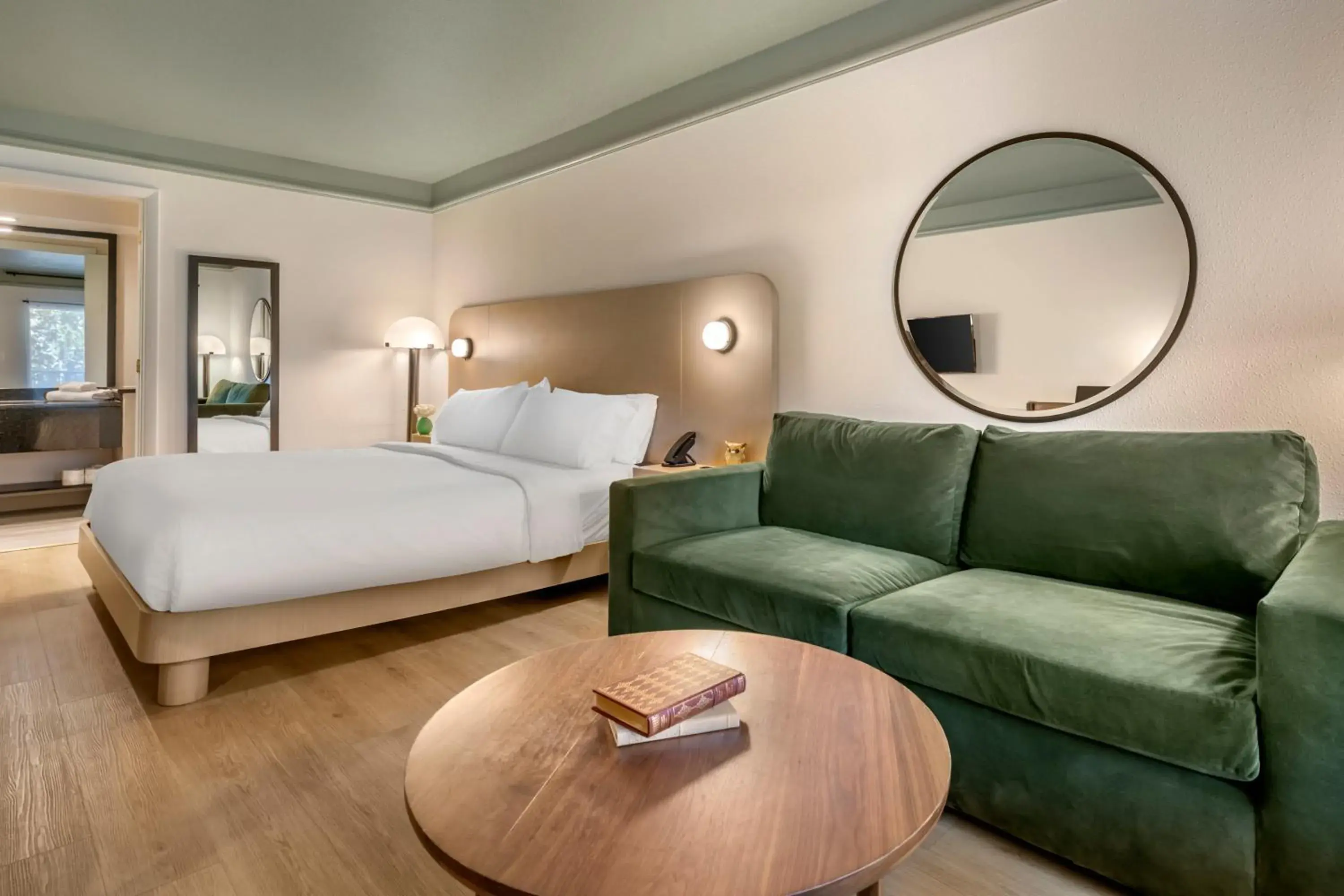 Bed in voco Kissimmee Orlando by IHG Bed in voco Kissimmee Orlando by IHG