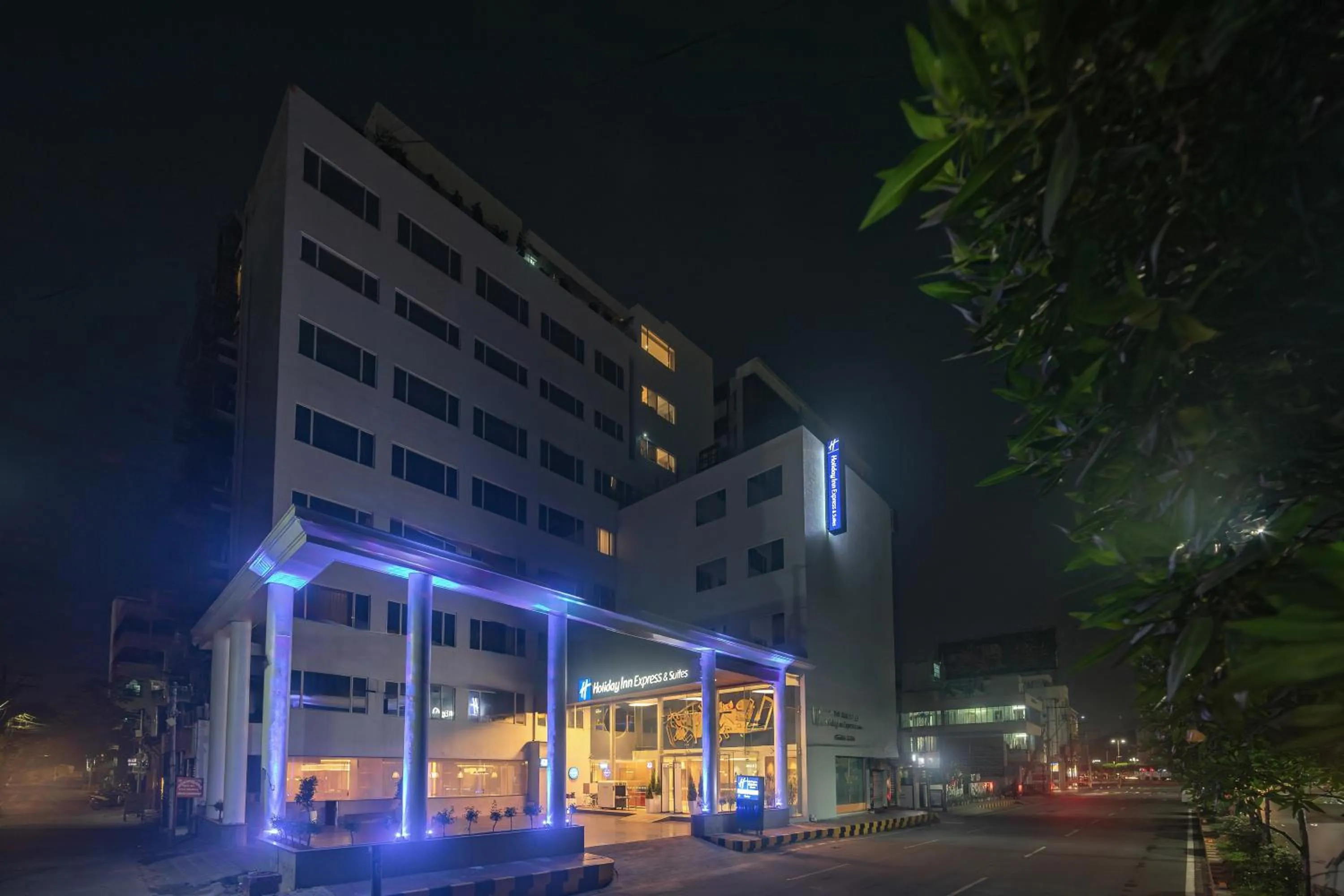 Holiday Inn Express & Suites Vijayawada