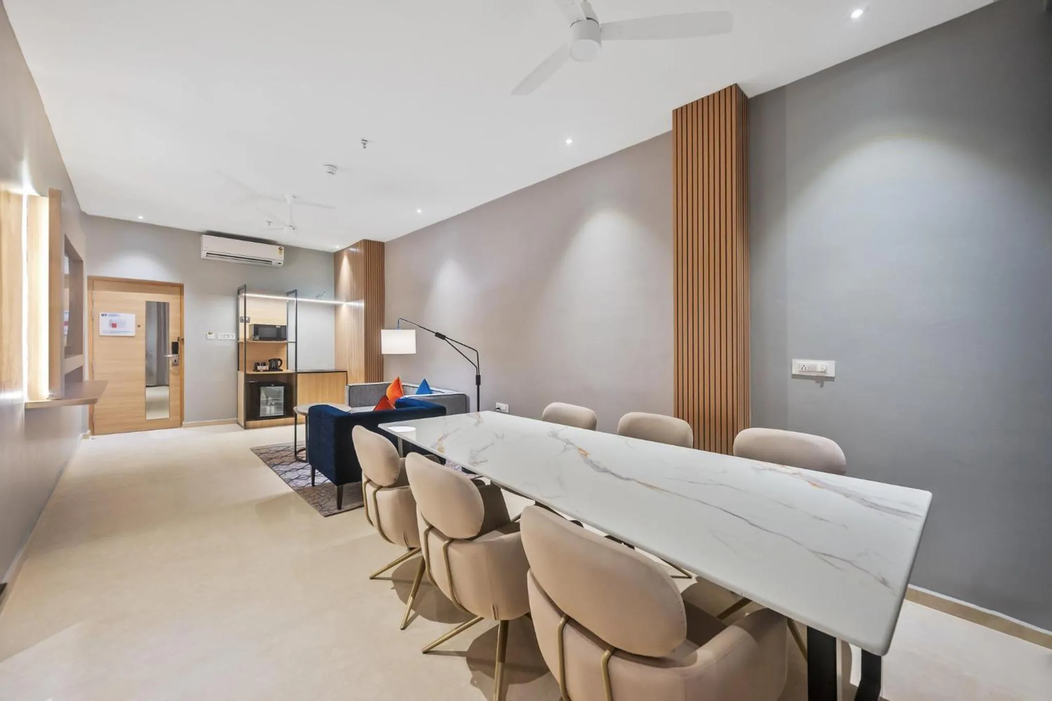 Photo of the whole room in Holiday Inn Express & Suites Vijayawada