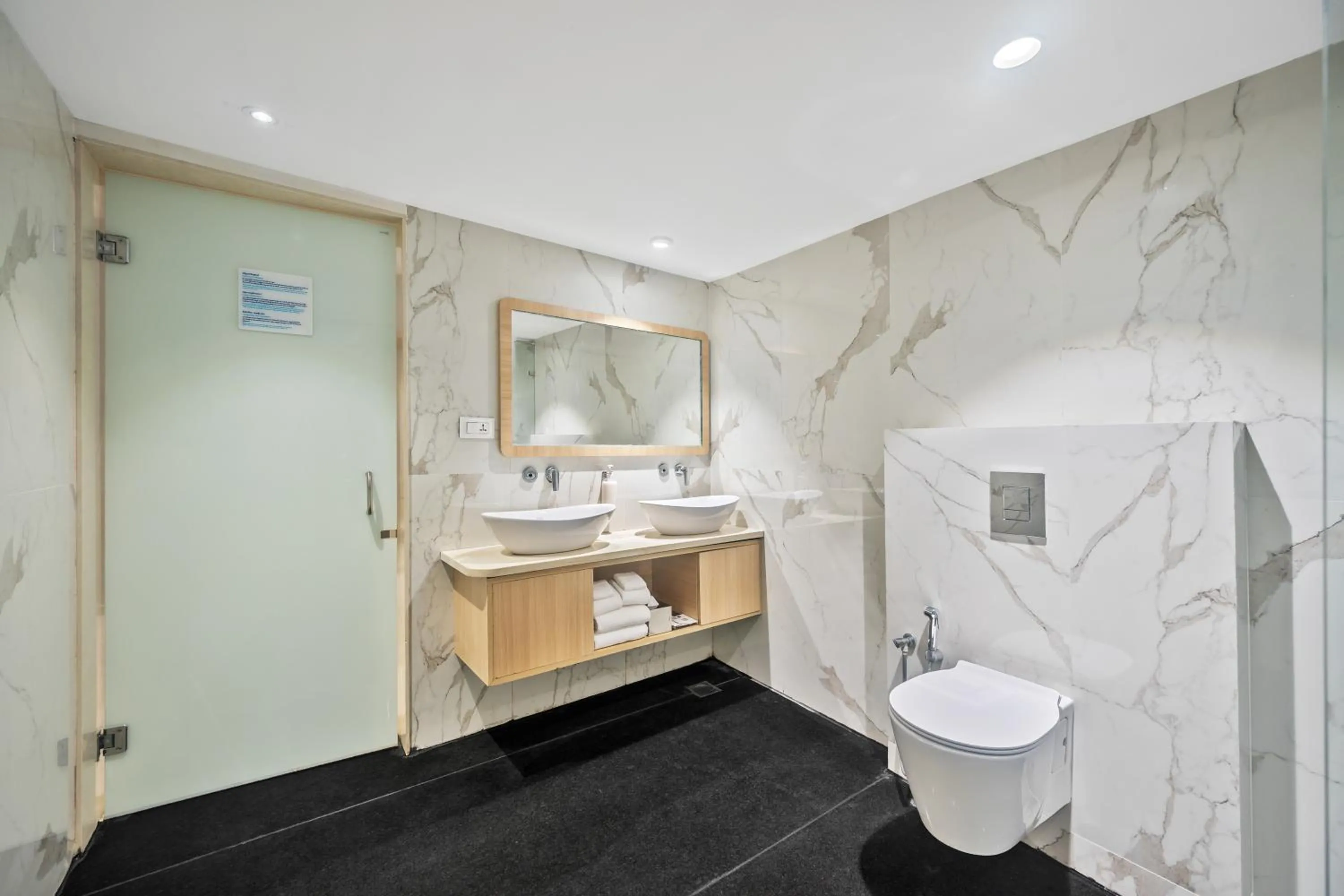Bathroom in Holiday Inn Express & Suites Vijayawada