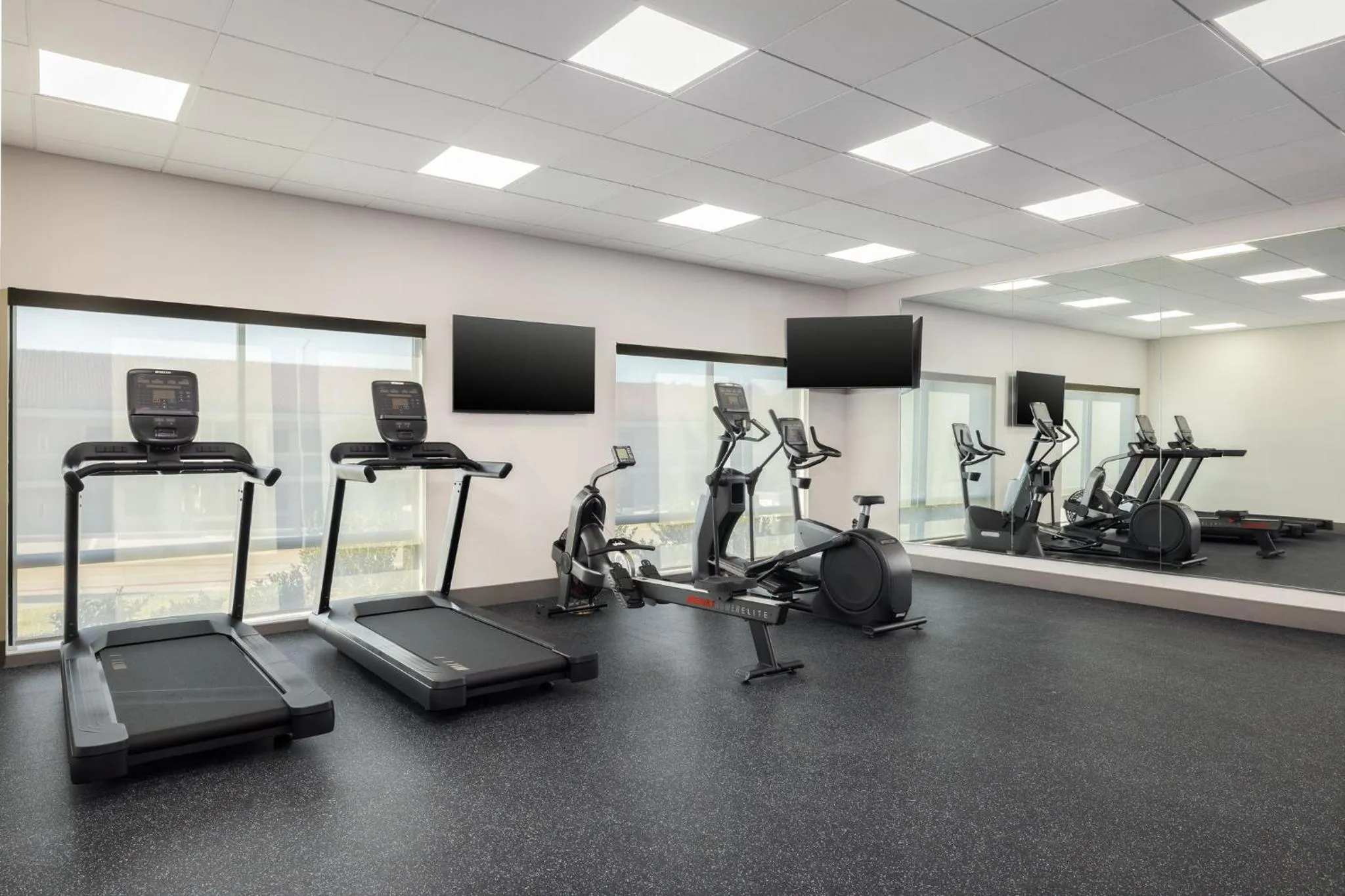 Fitness centre/facilities in Holiday Inn Express & Suites Nacogdoches Southwest by IHG