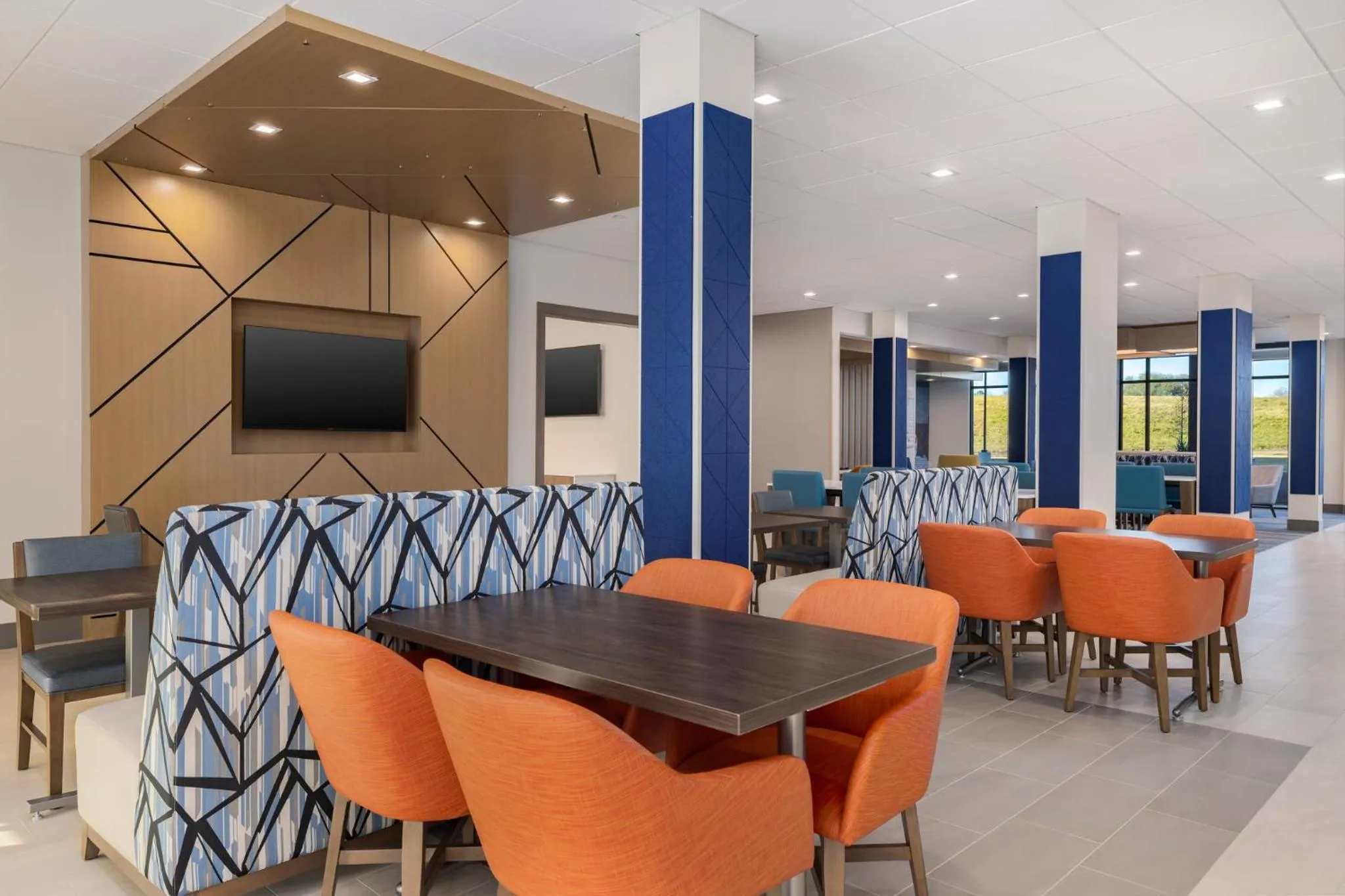 Breakfast in Holiday Inn Express & Suites Nacogdoches Southwest by IHG