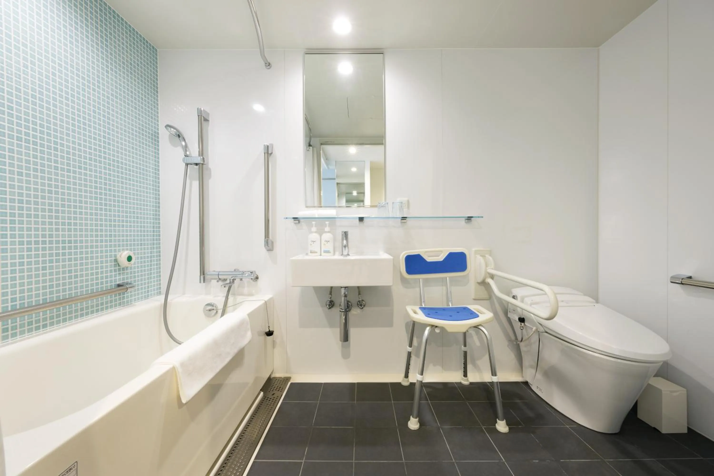 Bathroom in Holiday Inn & Suites Sapporo Odori Park by IHG