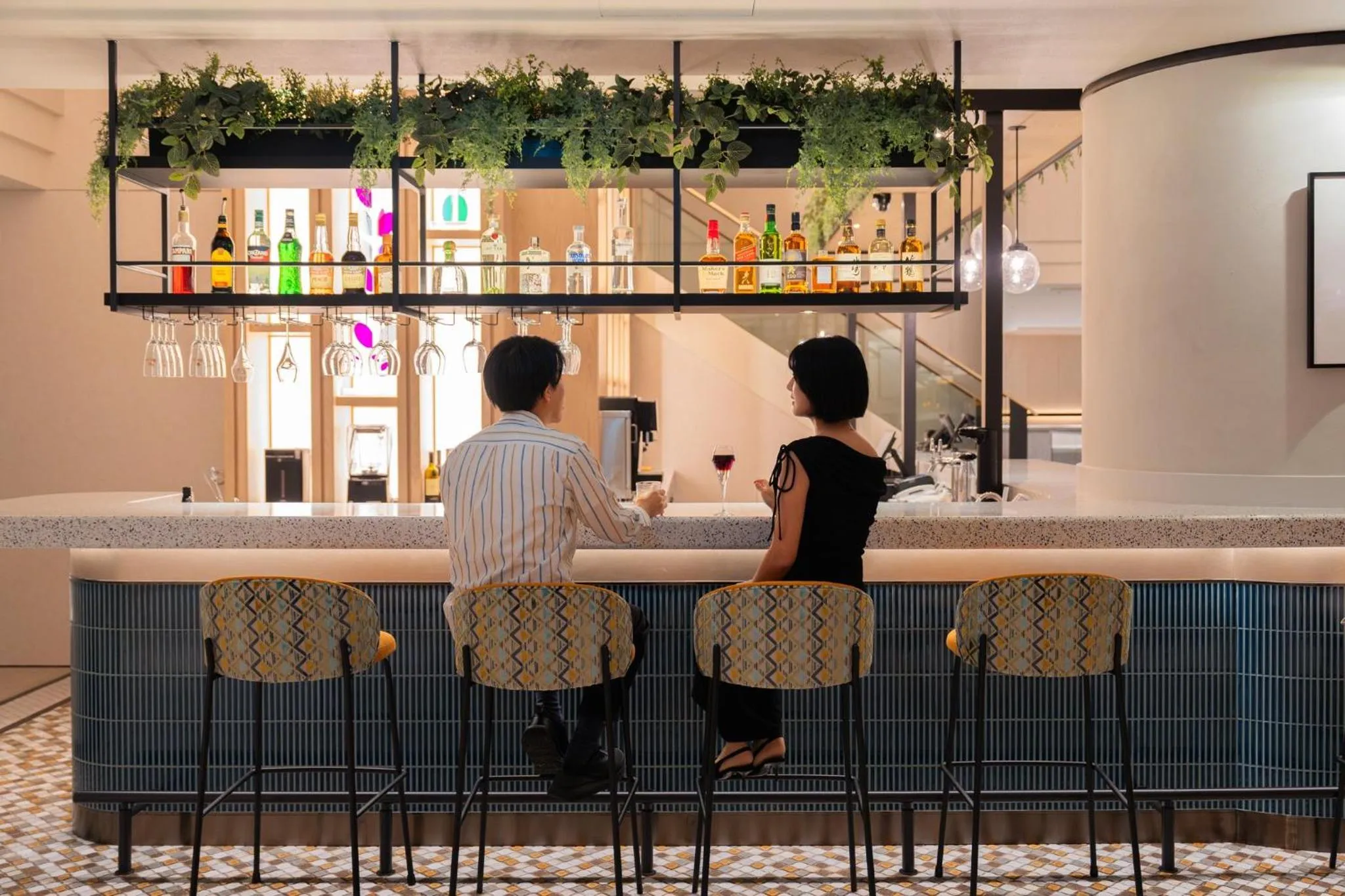 Lounge or bar in Holiday Inn & Suites Sapporo Odori Park by IHG