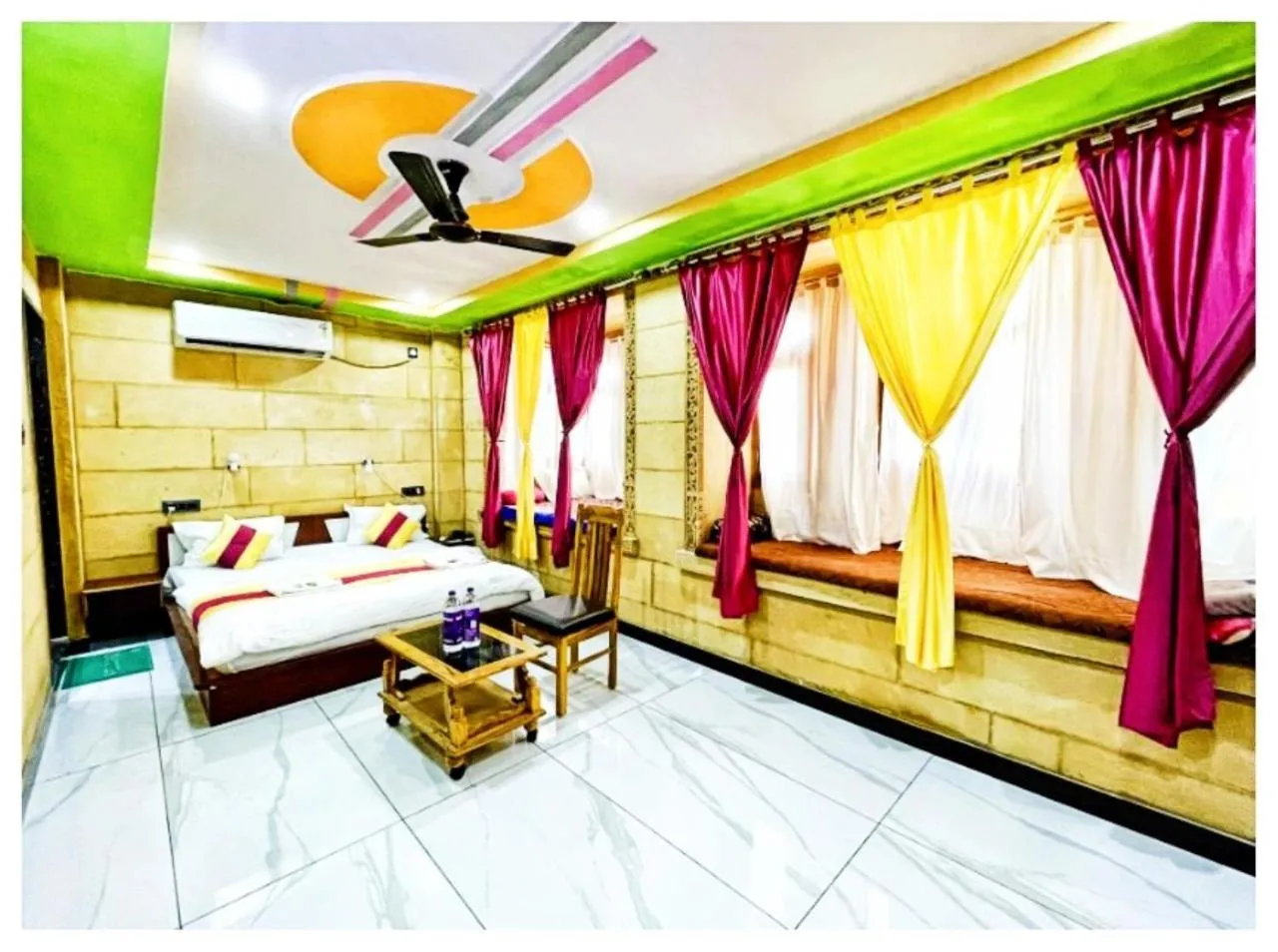 Superior King Room in Hotel Zam Zam And Restaurant Budget Hotel in Jaisalmer