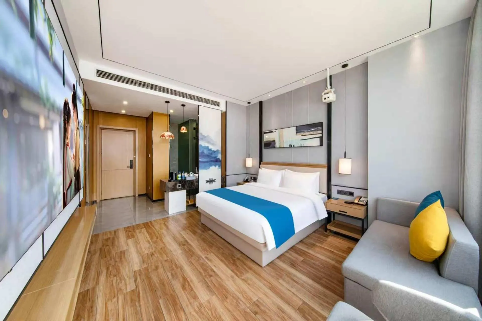 Bed in Boman International Hotel