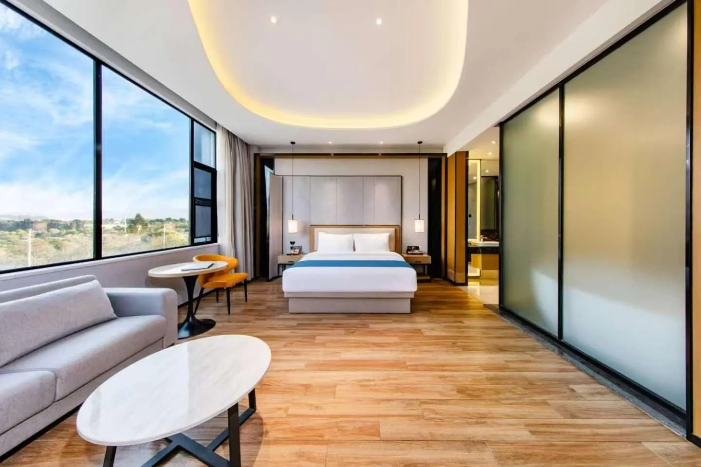 Bed in Boman International Hotel