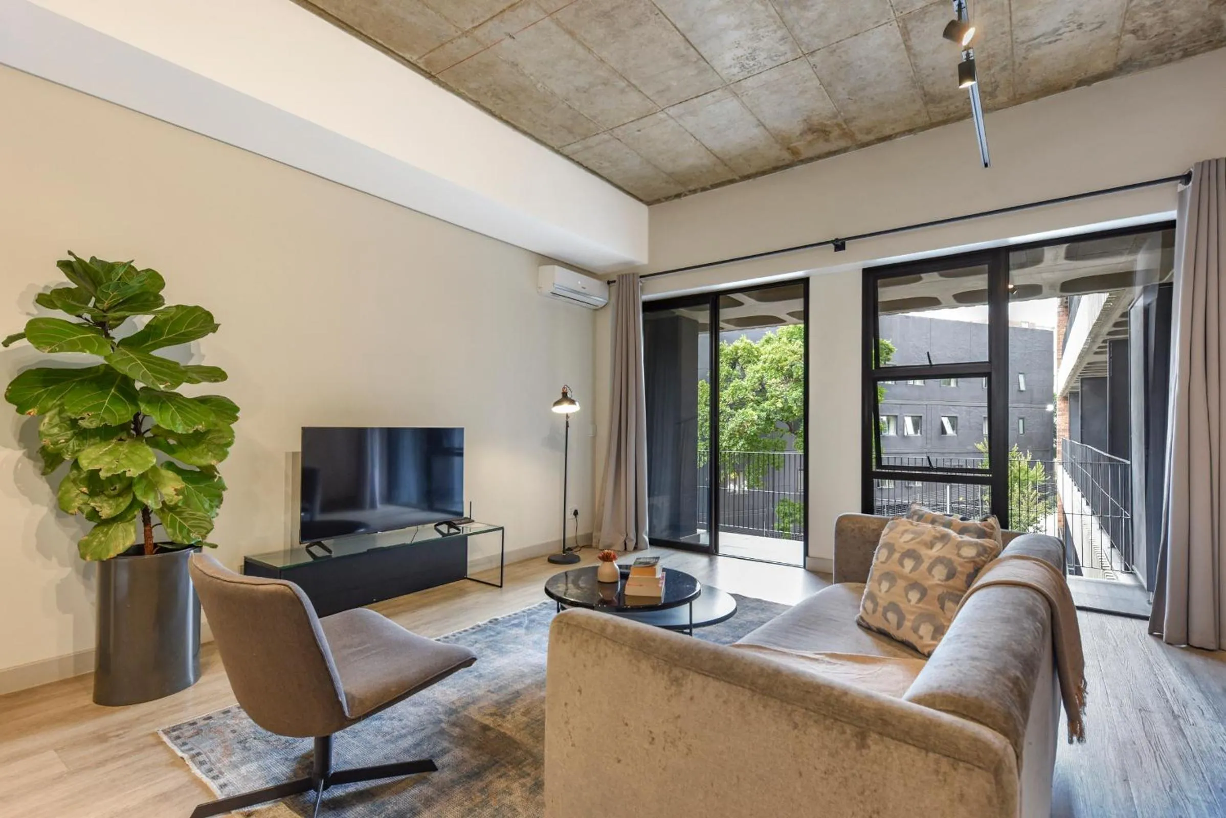 The Lineal Luxury Apartments - Airscape