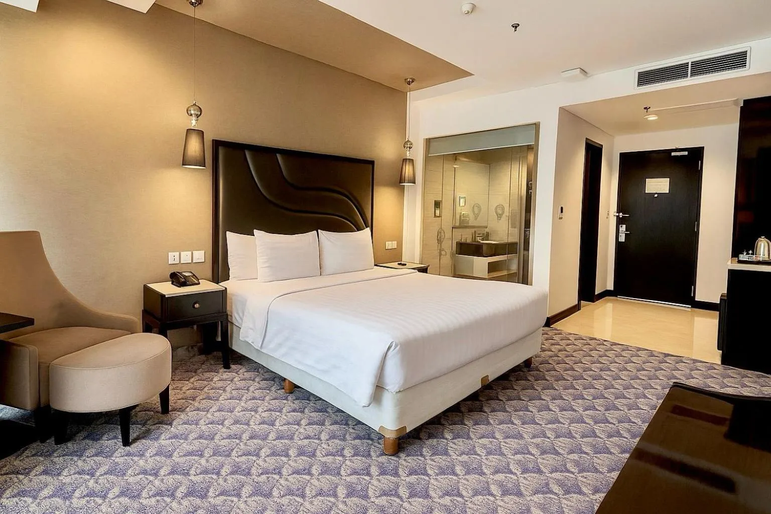 Bed in Nemuru Grand Bellevue Radio Dalam