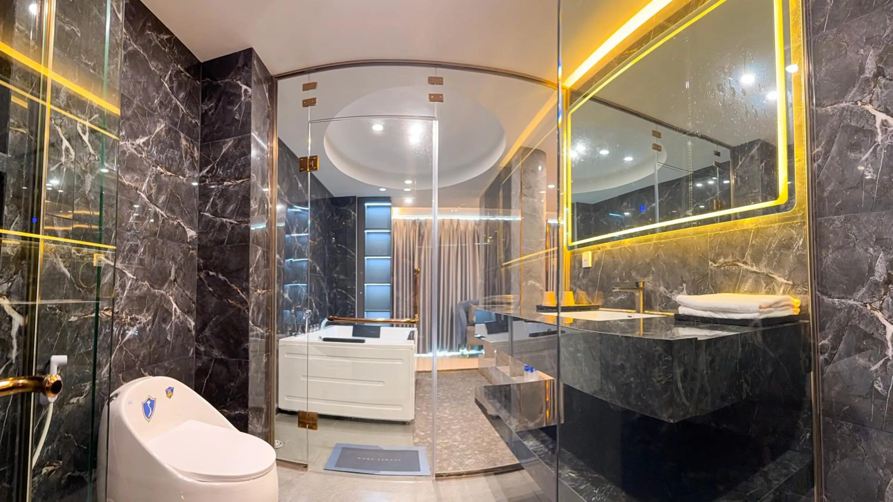 Bien Sao Hotel Duong Quang Ham