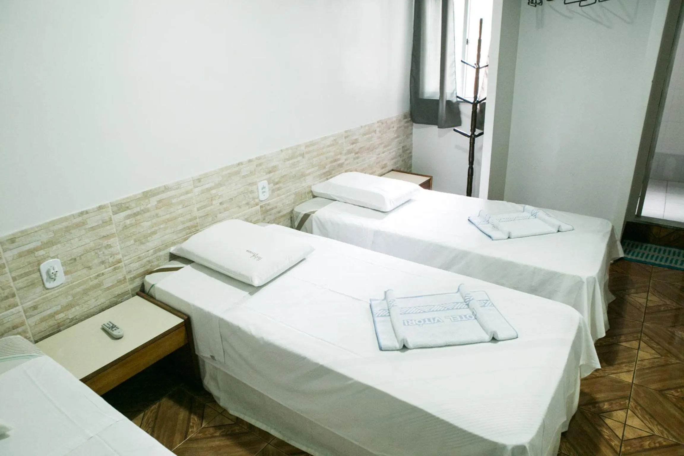 Day, Bed in Hotel Vitória