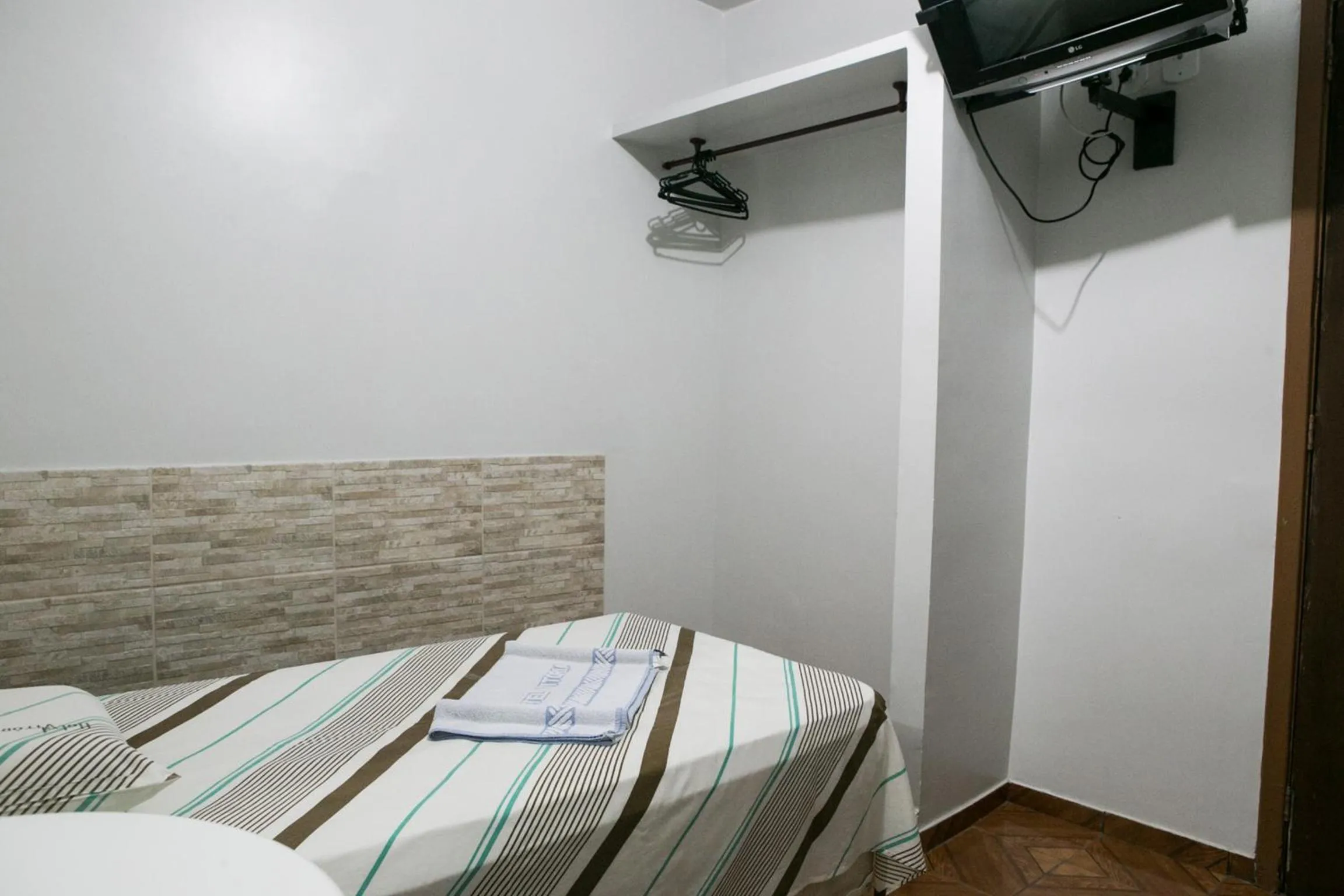 Bed in Hotel Vitória