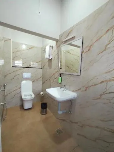 Bathroom in CBL104 Inn By Blessings Hospitality