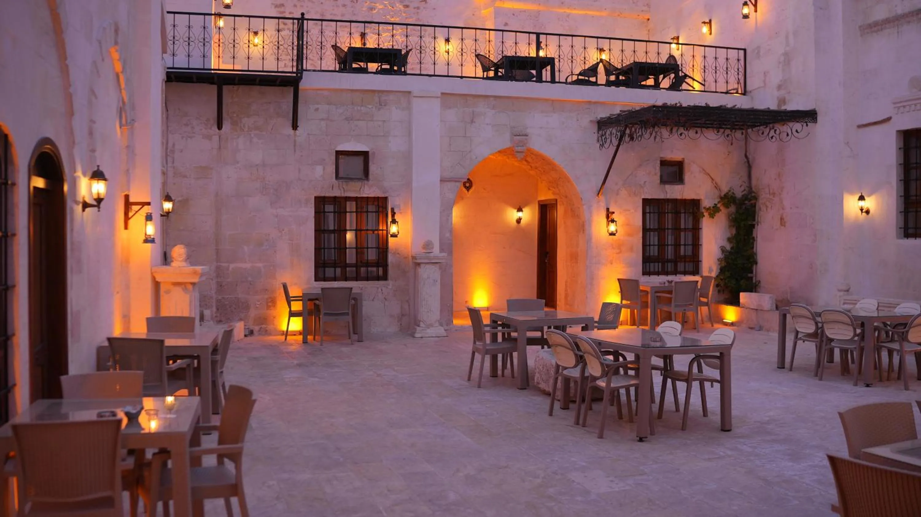 Efruzhan Hotel