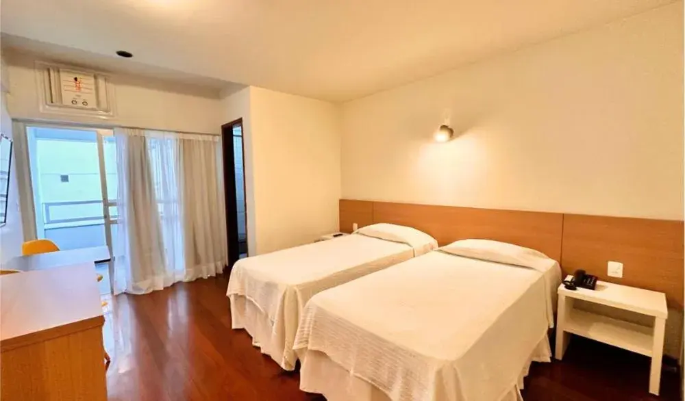 Standard Single Room in Hotel Atlântico Standard Single Room in Hotel Atlântico