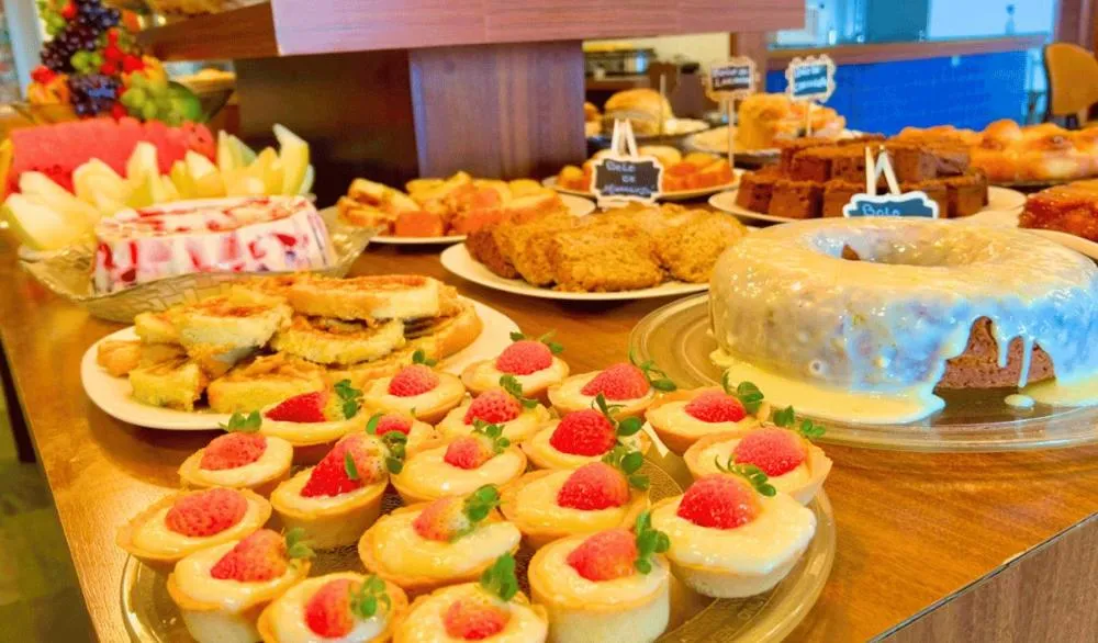 Breakfast in Hotel Atlântico