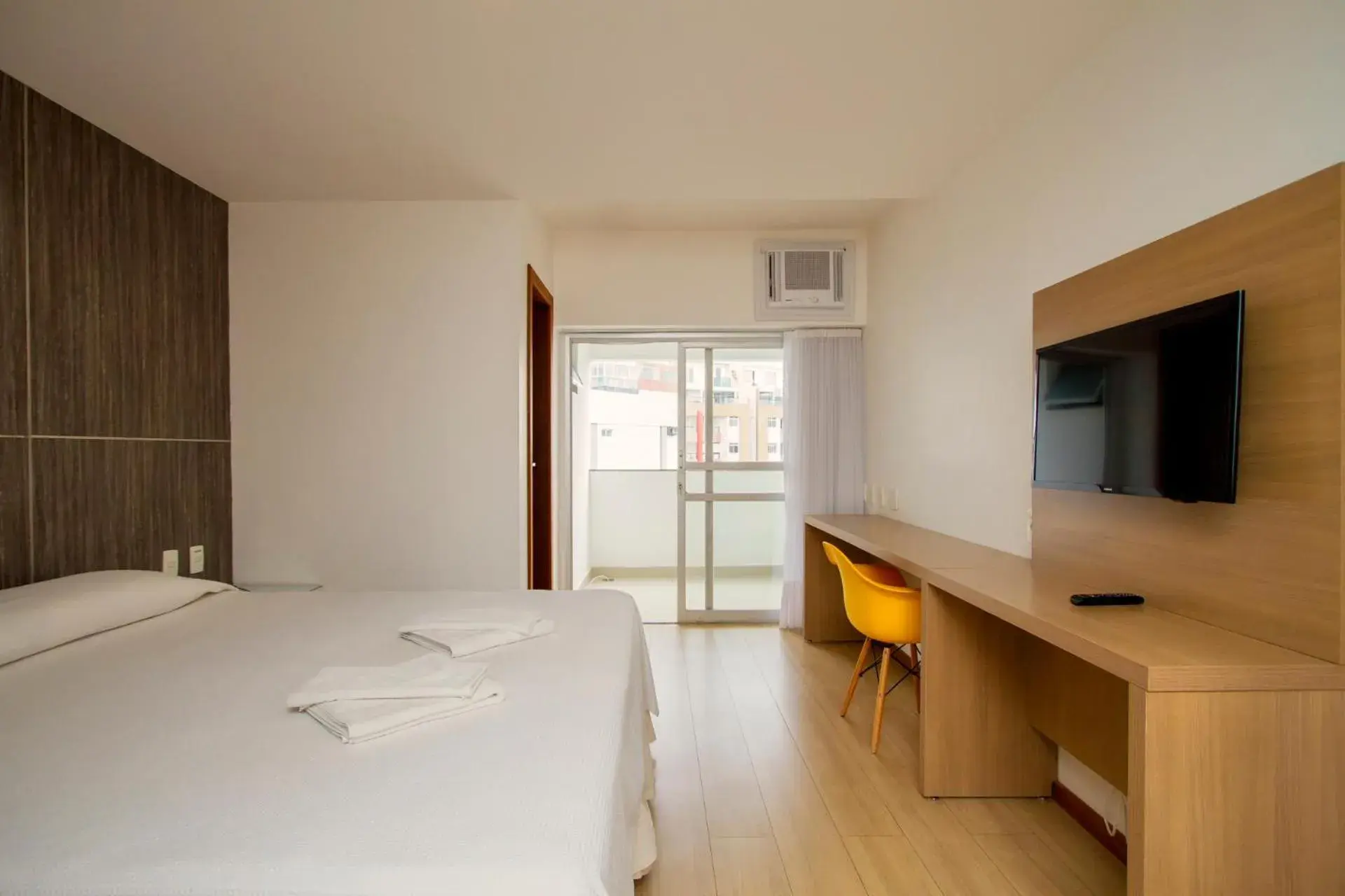 Bed in Hotel Atlântico Bed in Hotel Atlântico