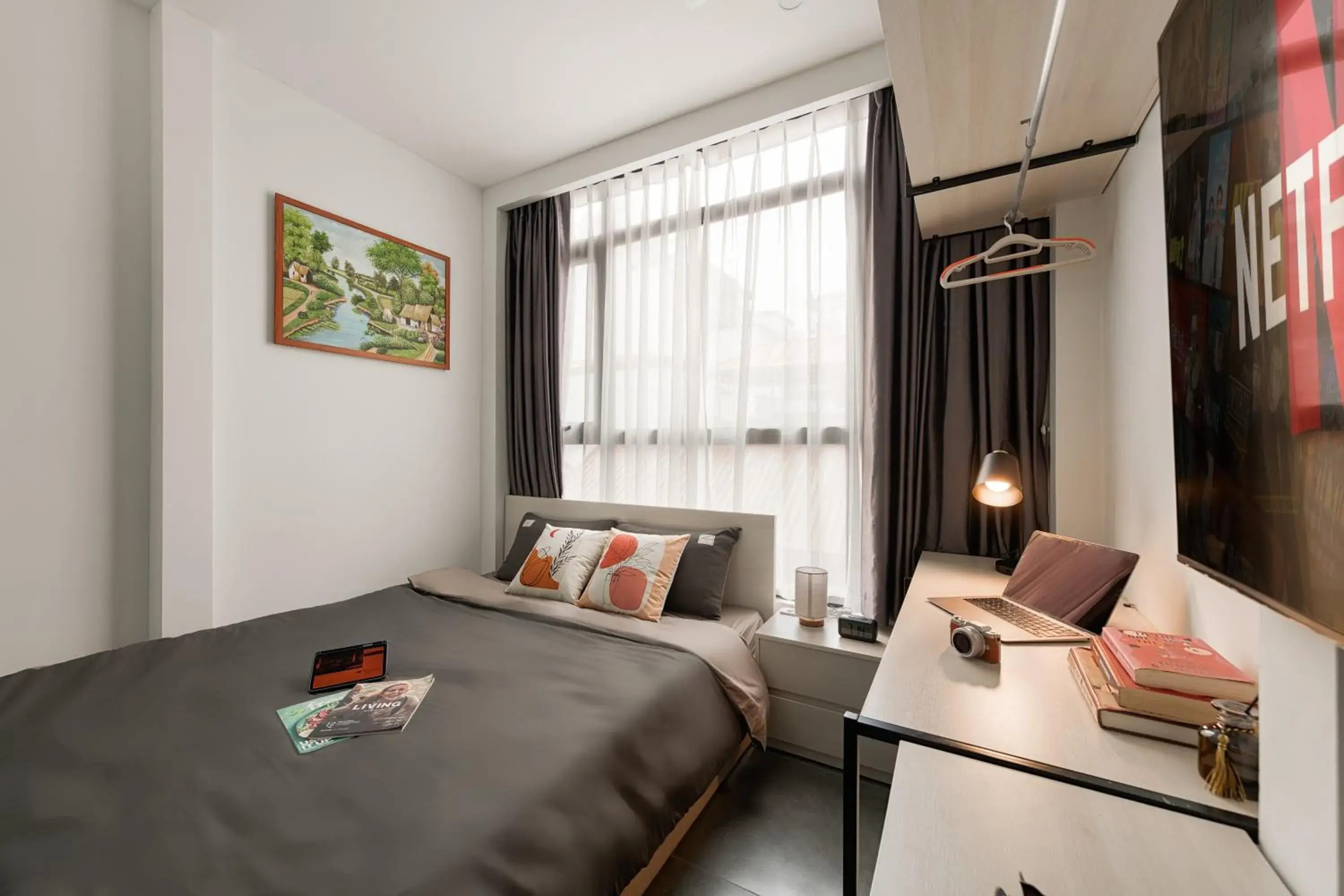 Queen Room in HoLo Ba Dinh Hanoi - Serviced HomeStay Queen Room in HoLo Ba Dinh Hanoi - Serviced HomeStay