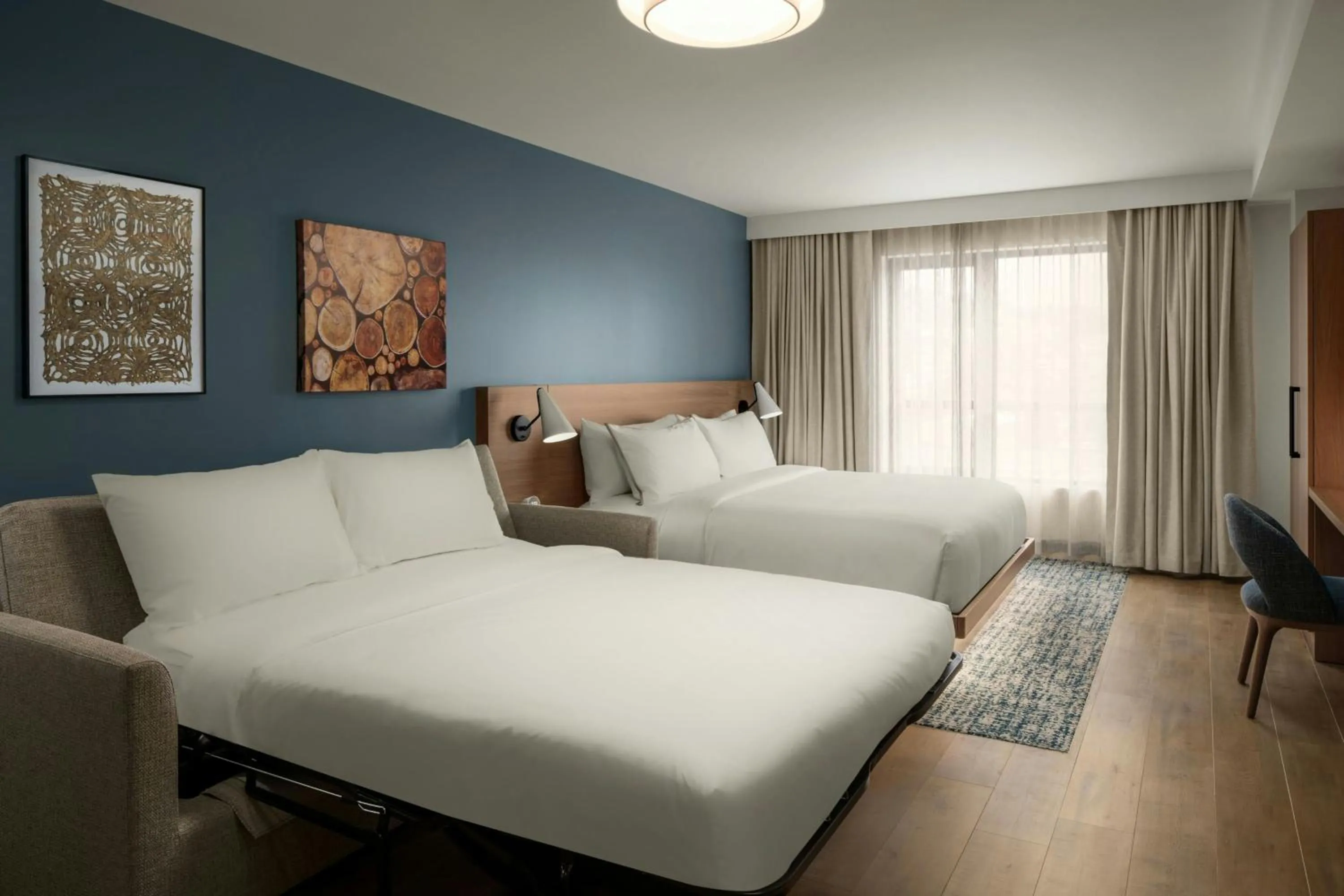 Photo of the whole room, Bed in Element Seattle Downtown