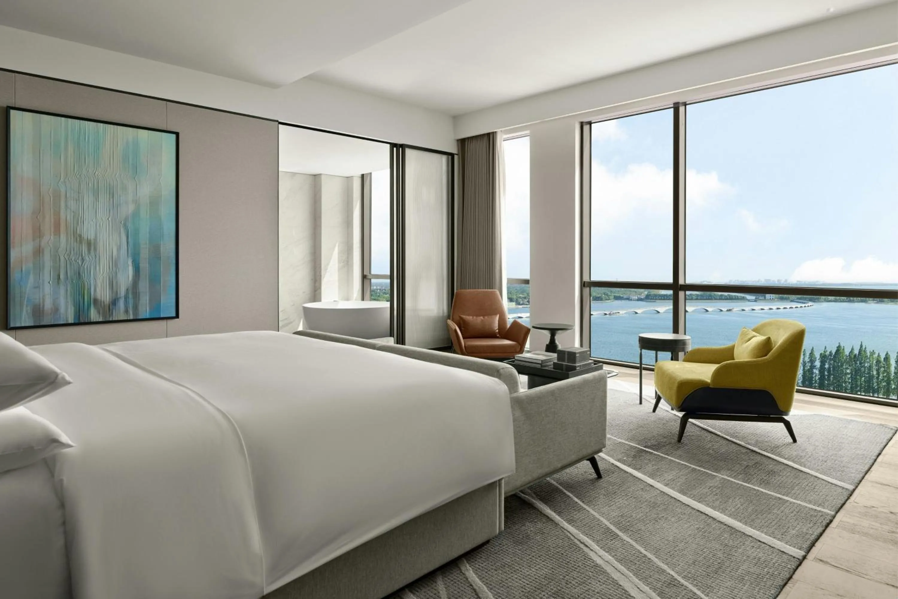 Bedroom, Bed in Sheraton Kunshan Dianshan Lake