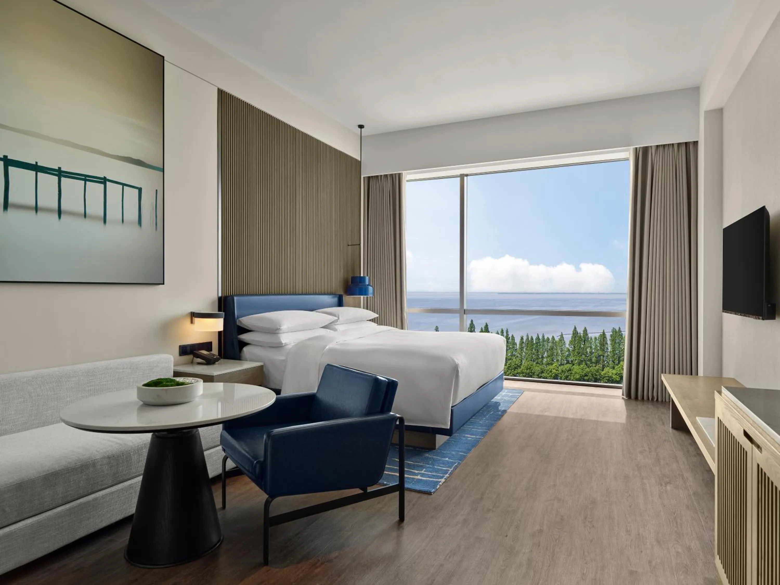 Lake view, Bed in Sheraton Kunshan Dianshan Lake