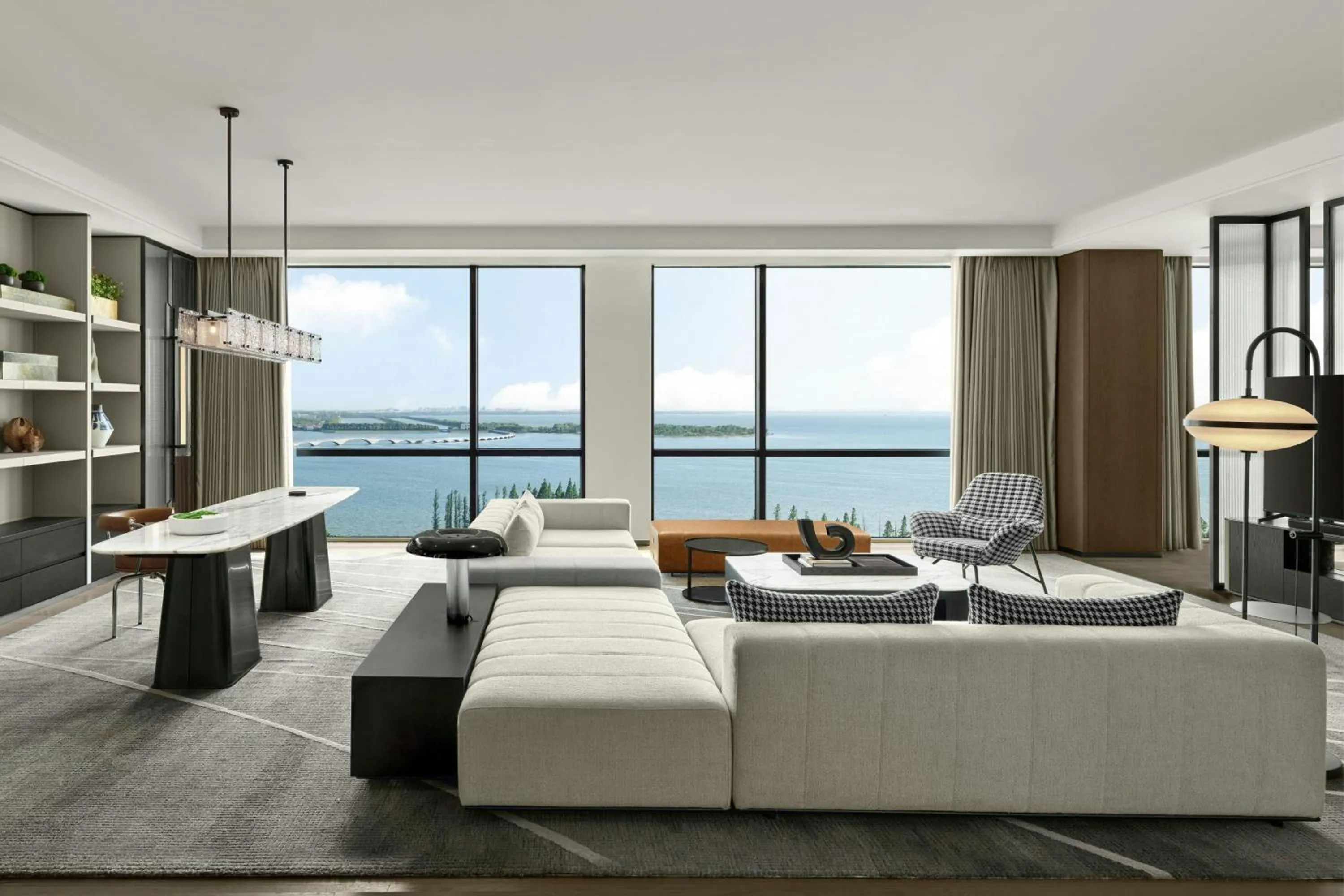 Photo of the whole room in Sheraton Kunshan Dianshan Lake