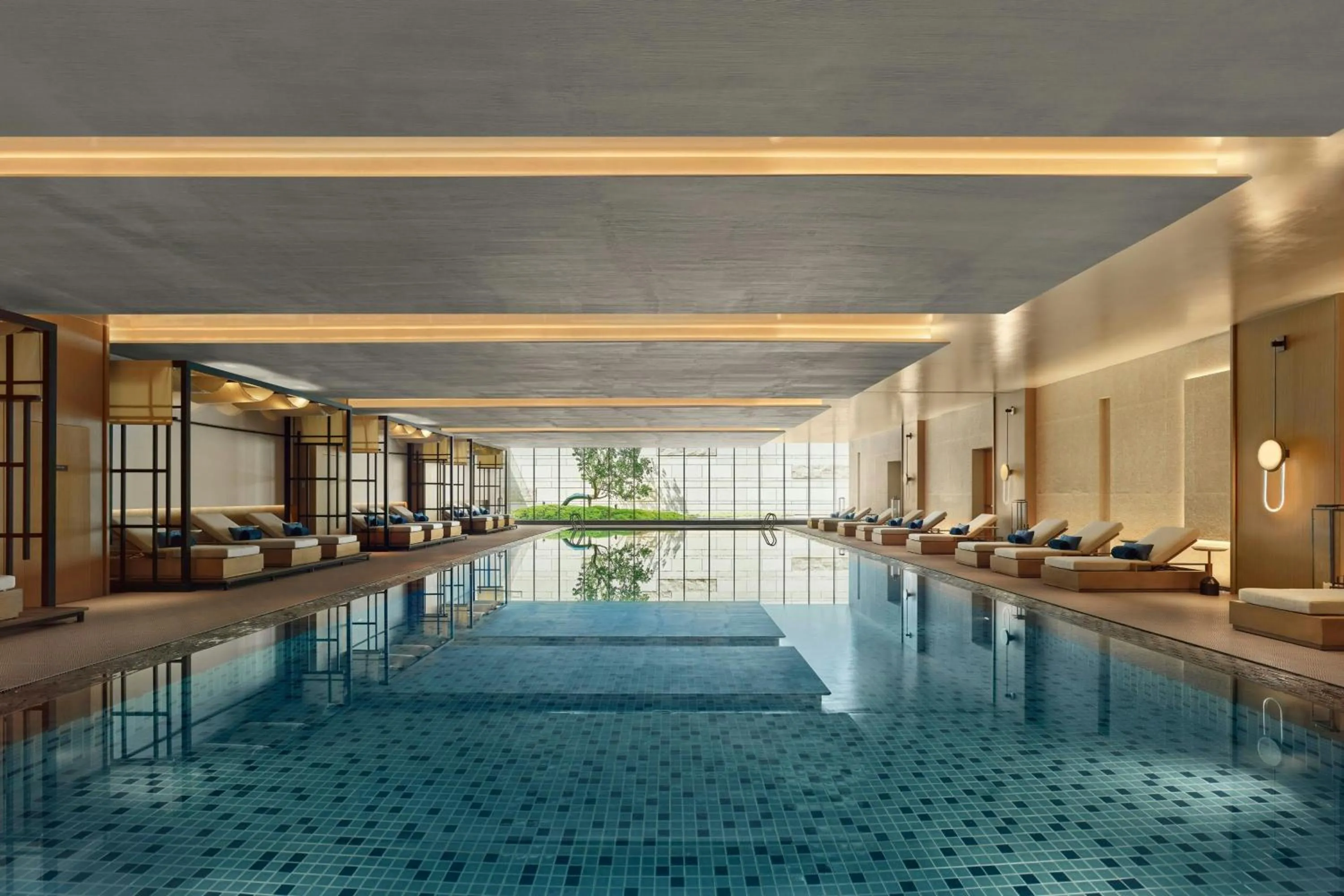 Swimming pool in Sheraton Kunshan Dianshan Lake