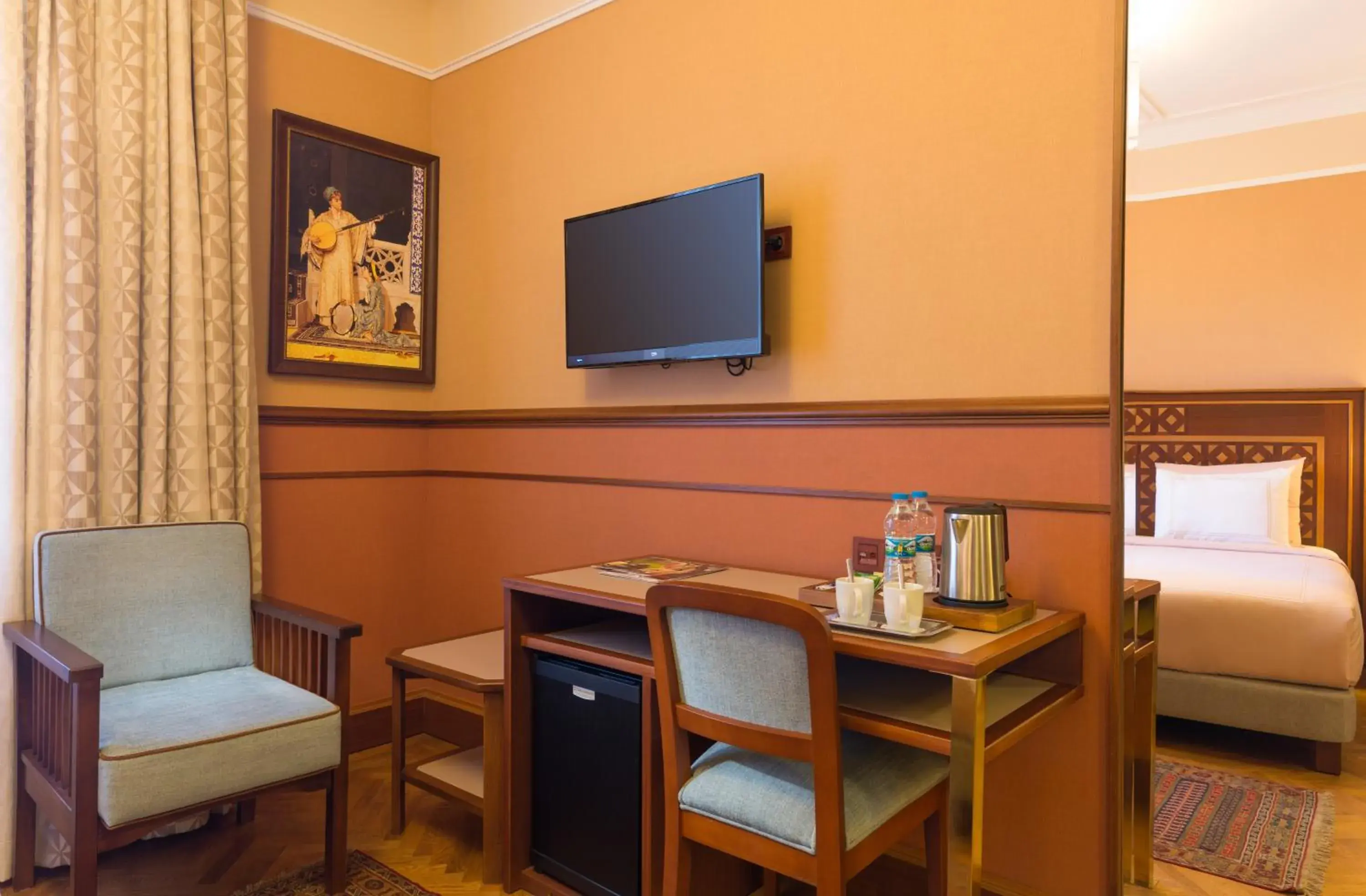 Photo of the whole room, Bed in Lalahan Hotel Photo of the whole room, Bed in Lalahan Hotel