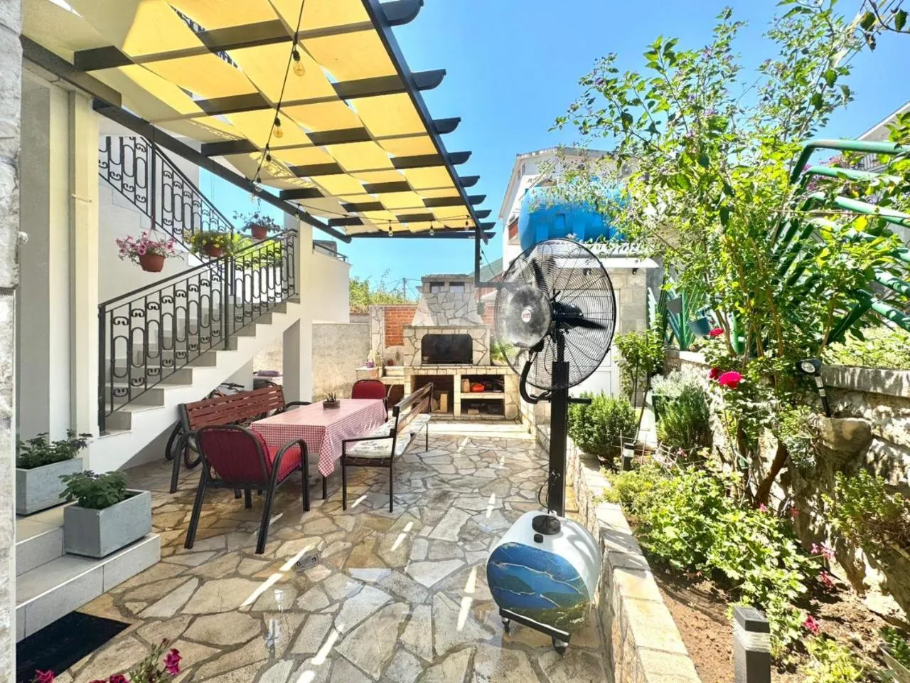 Apartments Janda Bijela