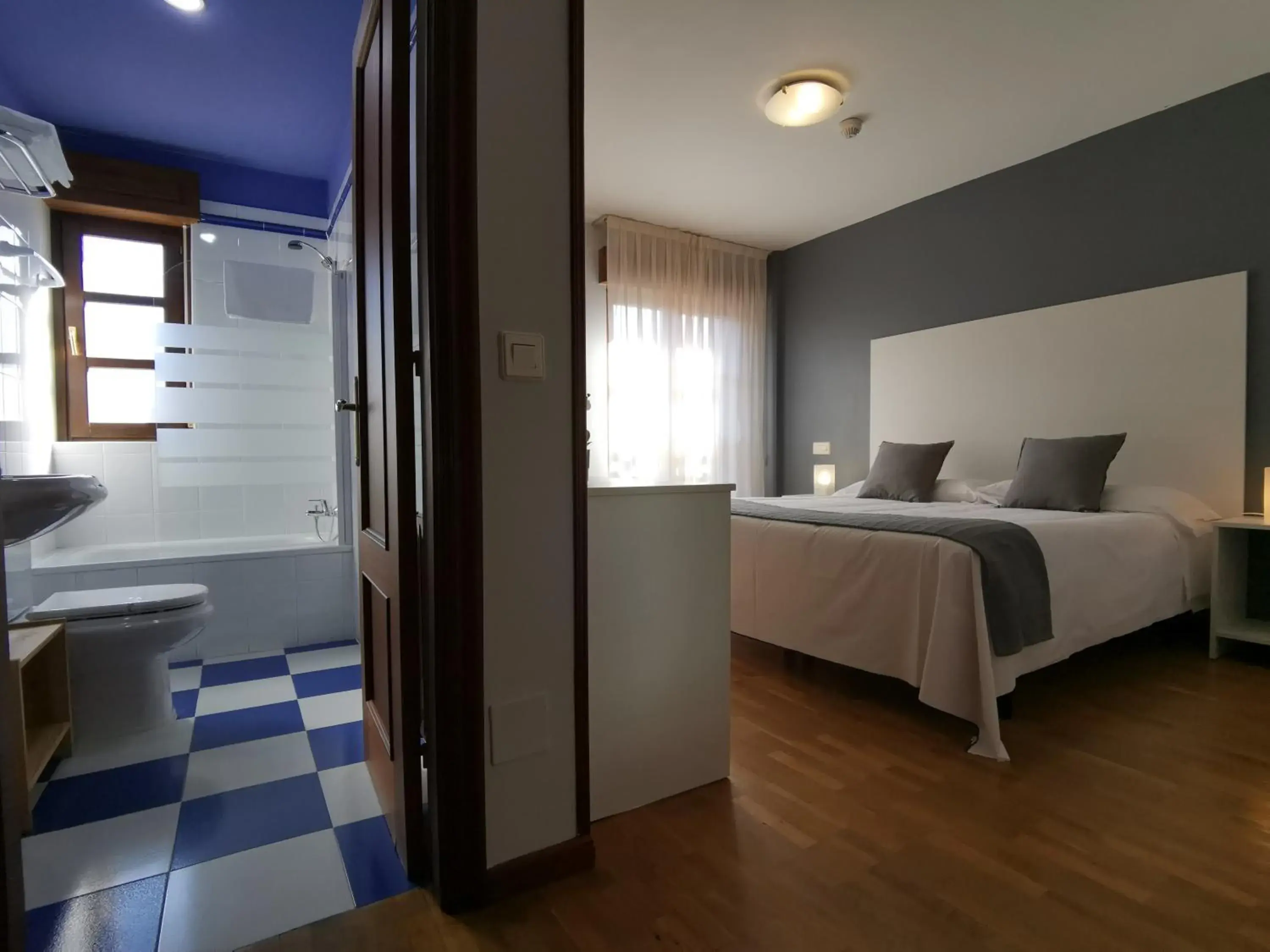 Double Room in Hotel El Trasgu Double Room in Hotel El Trasgu