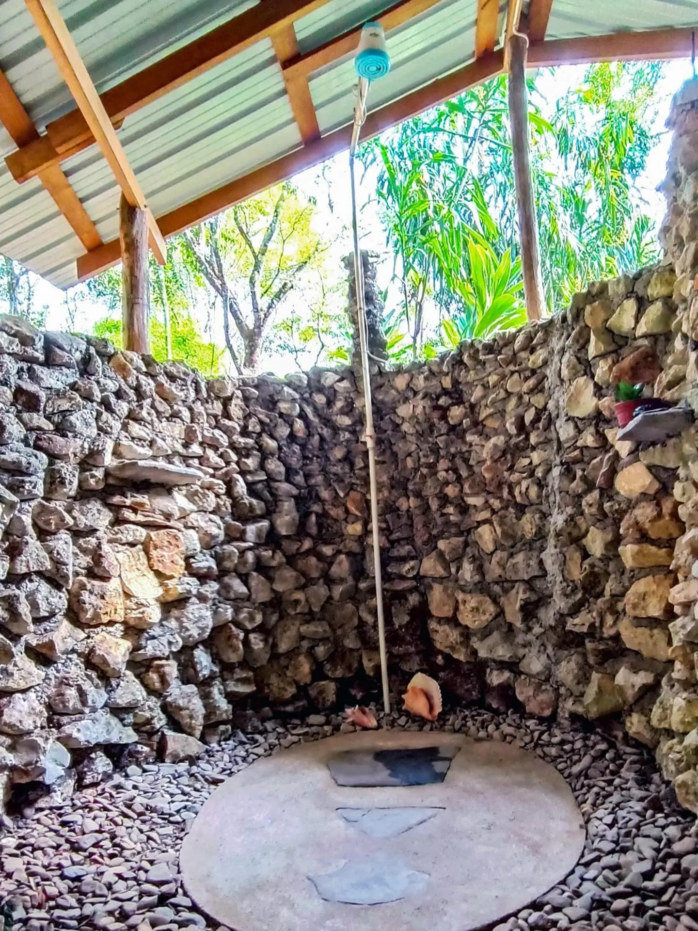 Shower in Sun Creek Lodge