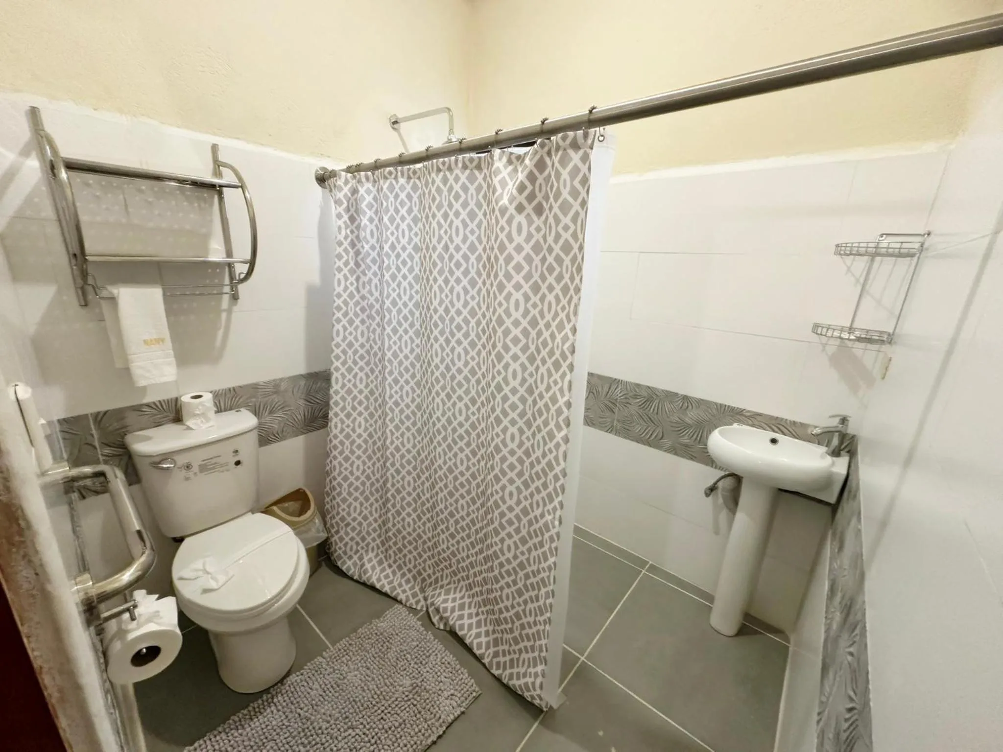 Bathroom in Hotel Nany