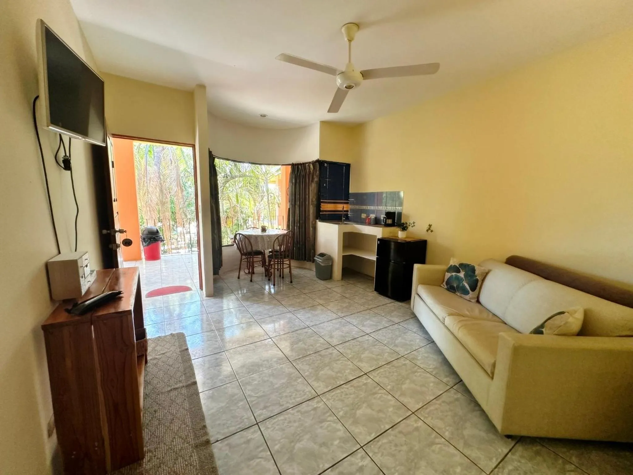 TV and multimedia in Hotel Nany