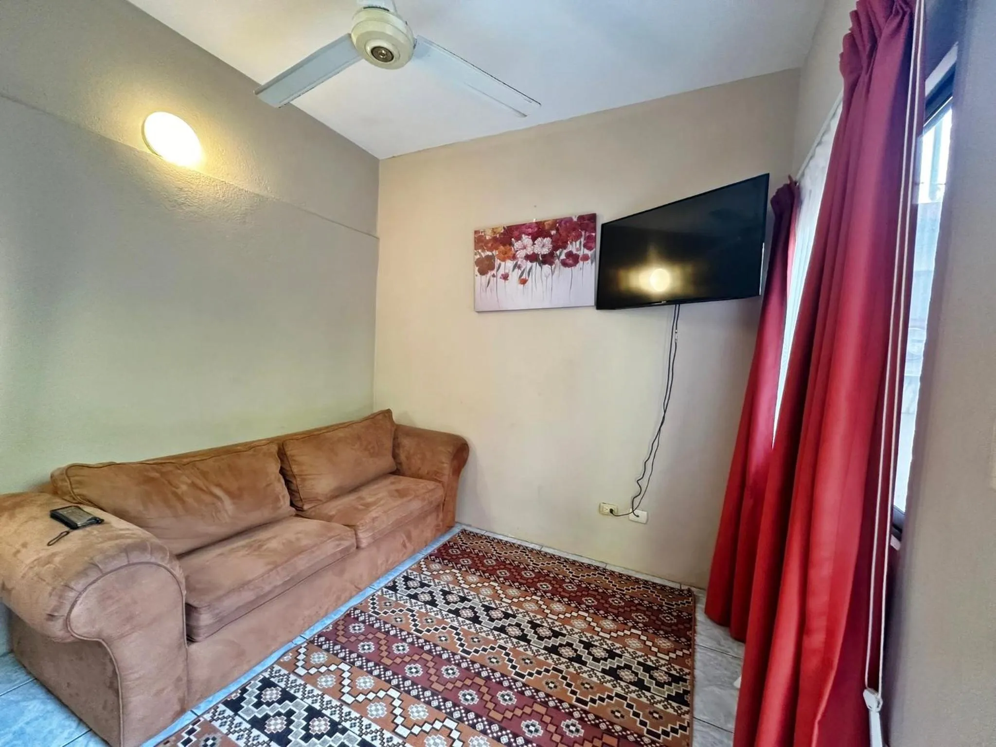 TV and multimedia in Hotel Nany